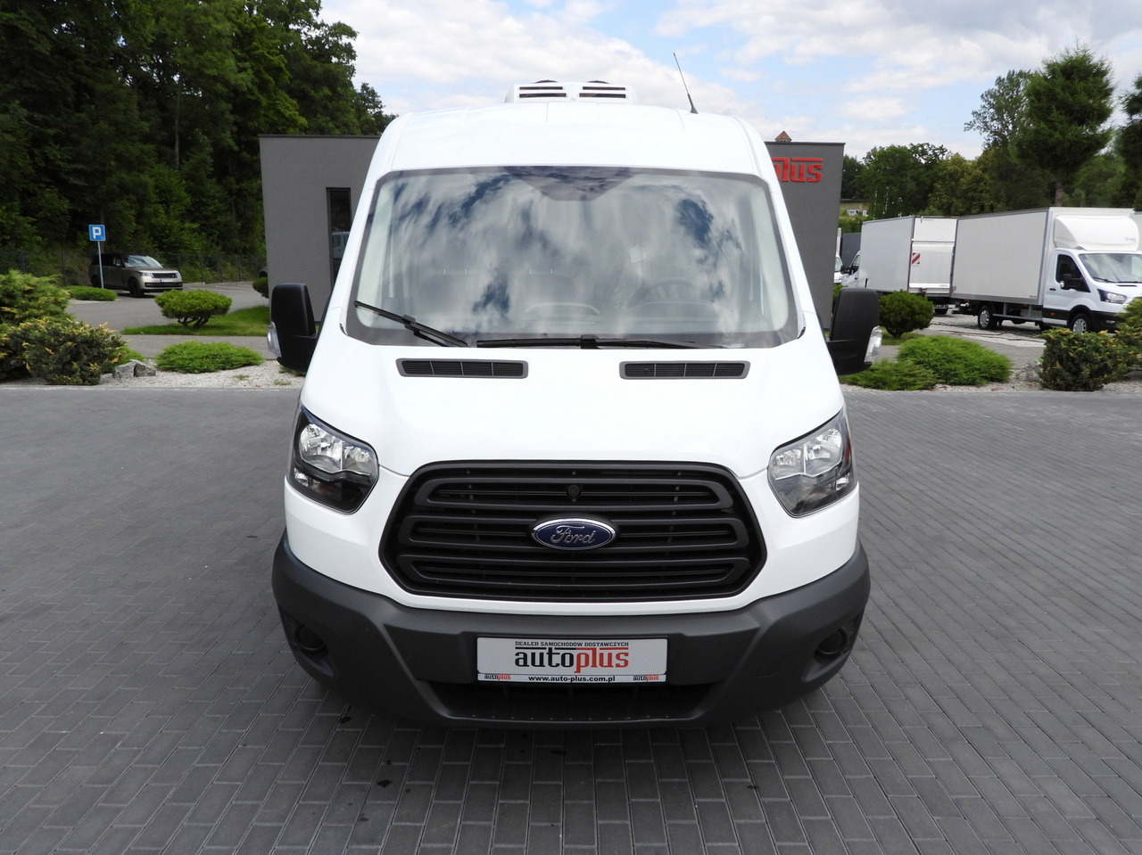 FORD TRANSIT REFRIGERATOR VAN 5*C AIR CONDITIONING  105HP - Utilitaire frigorifique: photos 5 FORD TRANSIT REFRIGERATOR VAN 5*C AIR CONDITIONING  105HP - Utilitaire frigorifique: photos 5