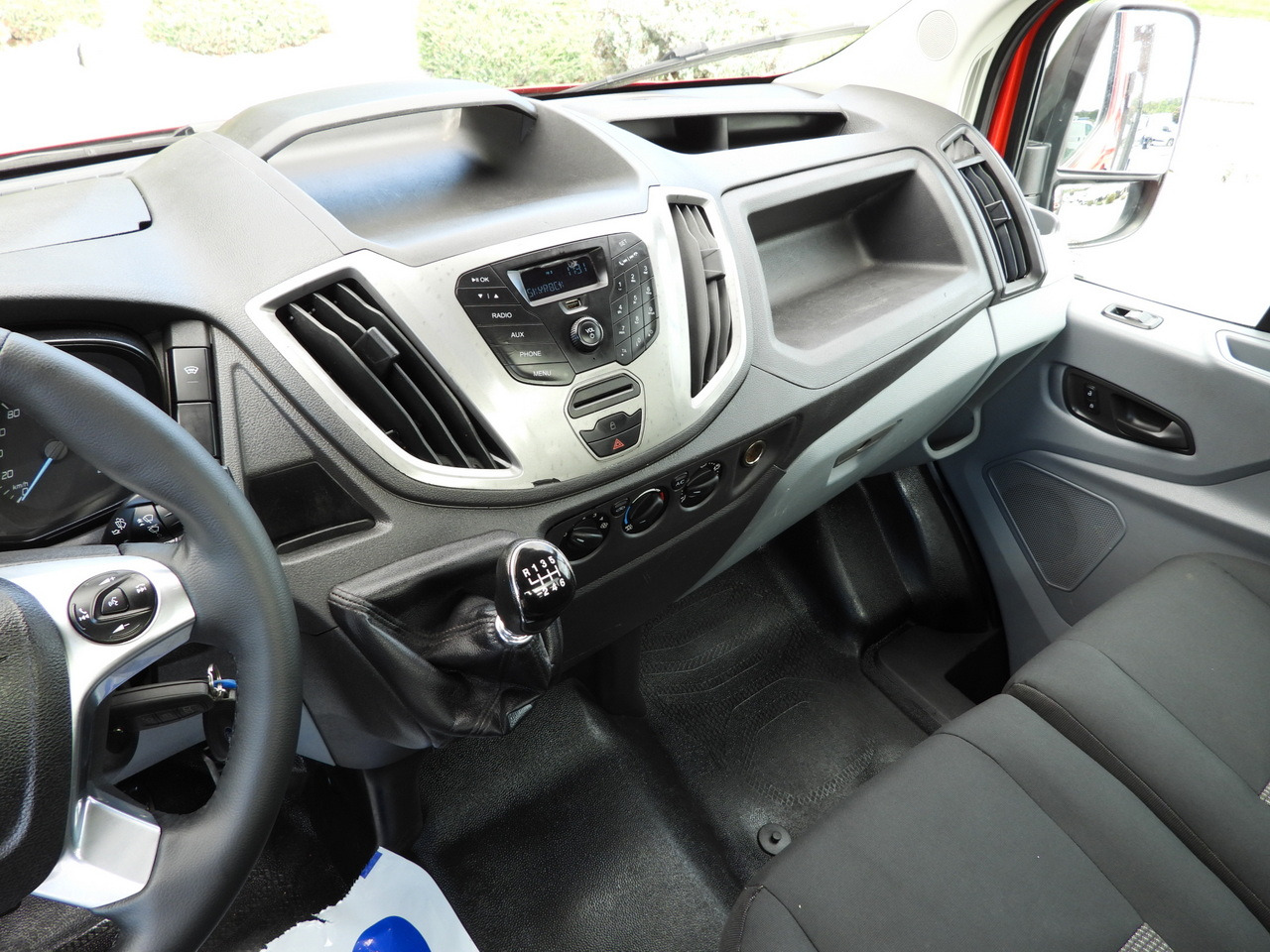 Utilitaire benne FORD TRANSIT TIPPER CRUISE CONTROL LED LIGHTS TWIN WHEELS AIR CONDITIONING 170HP: photos 29 Utilitaire benne FORD TRANSIT TIPPER CRUISE CONTROL LED LIGHTS TWIN WHEELS AIR CONDITIONING 170HP: photos 29