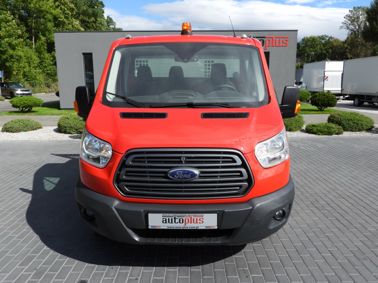 Utilitaire benne FORD TRANSIT TIPPER CRUISE CONTROL LED LIGHTS TWIN WHEELS AIR CONDITIONING 170HP: photos 5 Utilitaire benne FORD TRANSIT TIPPER CRUISE CONTROL LED LIGHTS TWIN WHEELS AIR CONDITIONING 170HP: photos 5