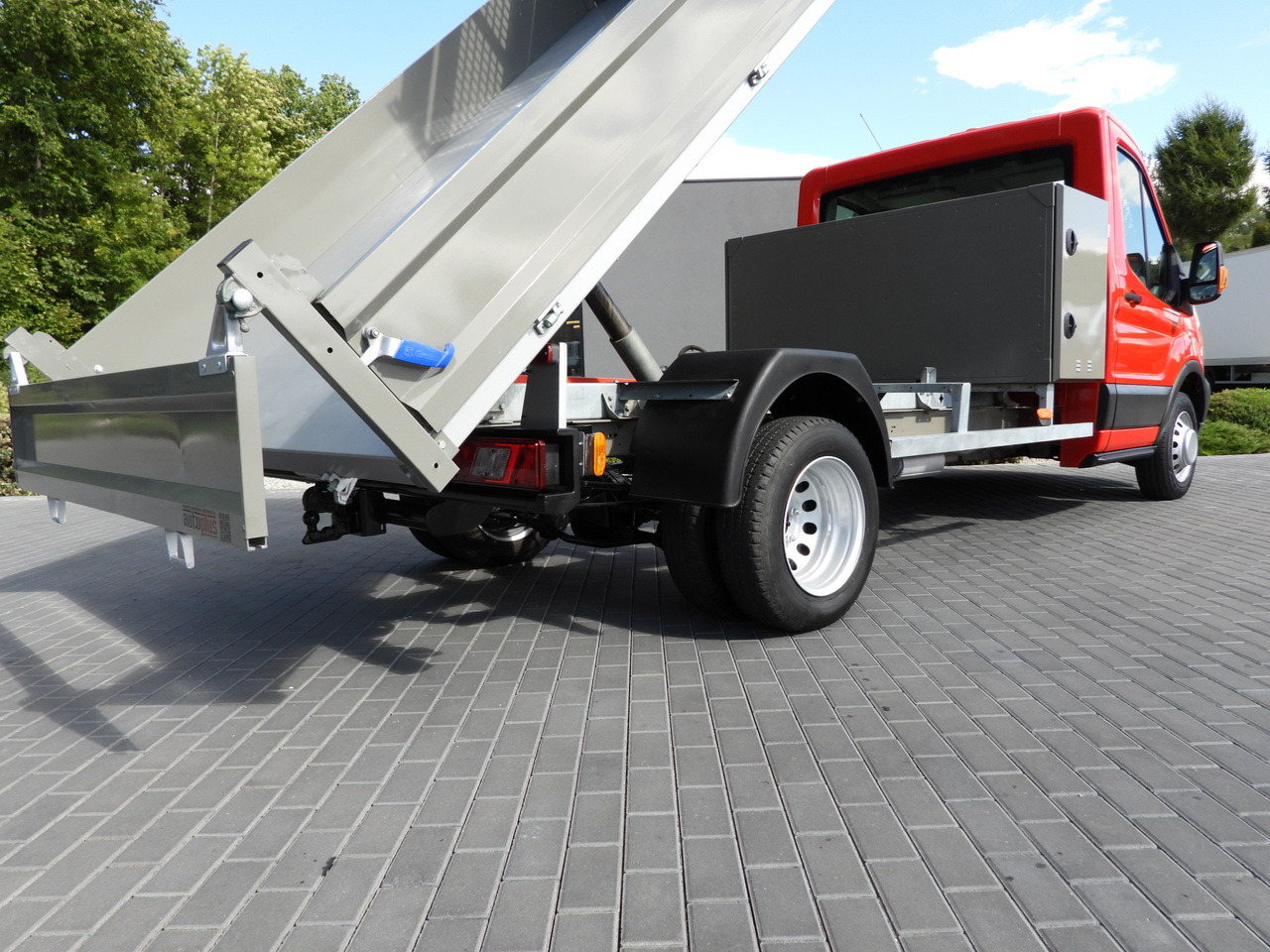 Utilitaire benne FORD TRANSIT TIPPER CRUISE CONTROL LED LIGHTS TWIN WHEELS AIR CONDITIONING 170HP: photos 22 Utilitaire benne FORD TRANSIT TIPPER CRUISE CONTROL LED LIGHTS TWIN WHEELS AIR CONDITIONING 170HP: photos 22