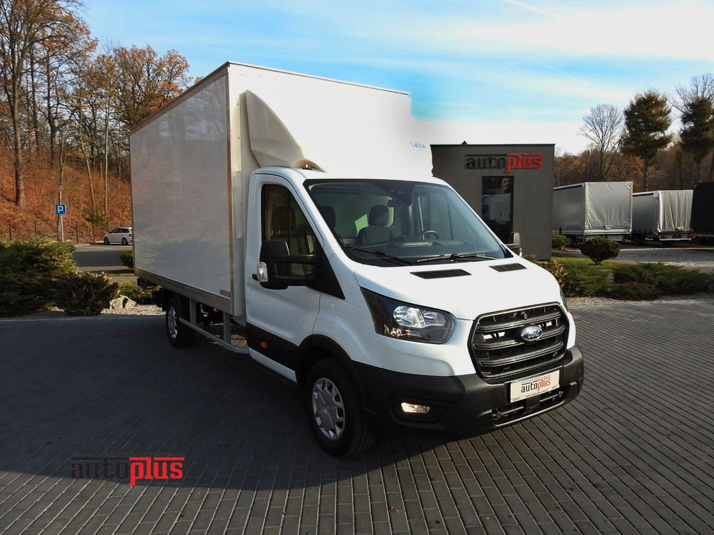 Ford TRANSIT KOFFER AUFZUG 8 PALETTEN TEMPOMAT - Fourgon grand volume: photos 1 Ford TRANSIT KOFFER AUFZUG 8 PALETTEN TEMPOMAT - Fourgon grand volume: photos 1
