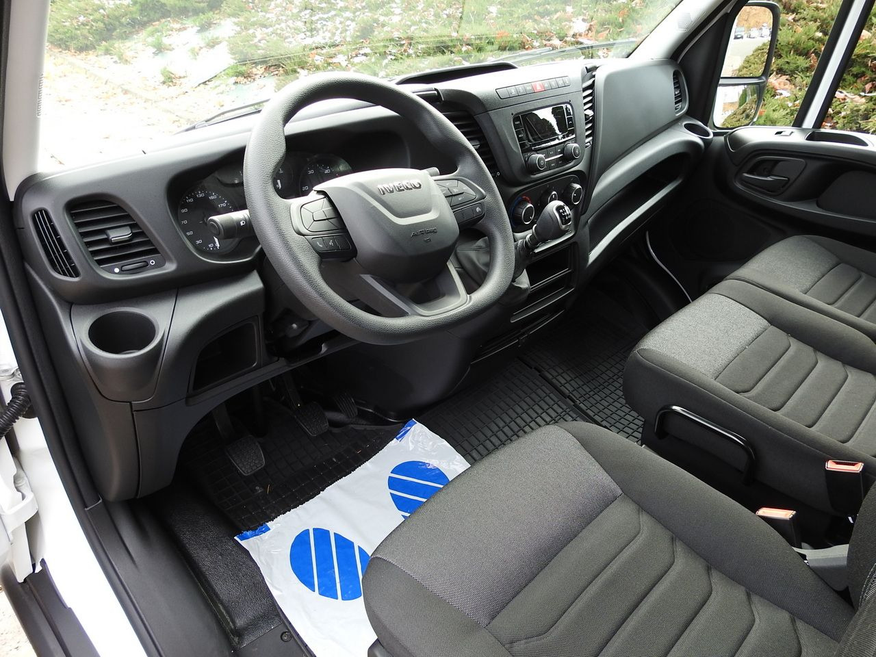 IVECO DAILY 35S16 NEW TARPAULIN LIFT 8 PALLETS CRUISE CONTROL AIR CONDITIONING  160HP - Utilitaire rideaux coulissants (PLSC): photos 2 IVECO DAILY 35S16 NEW TARPAULIN LIFT 8 PALLETS CRUISE CONTROL AIR CONDITIONING  160HP - Utilitaire rideaux coulissants (PLSC): photos 2