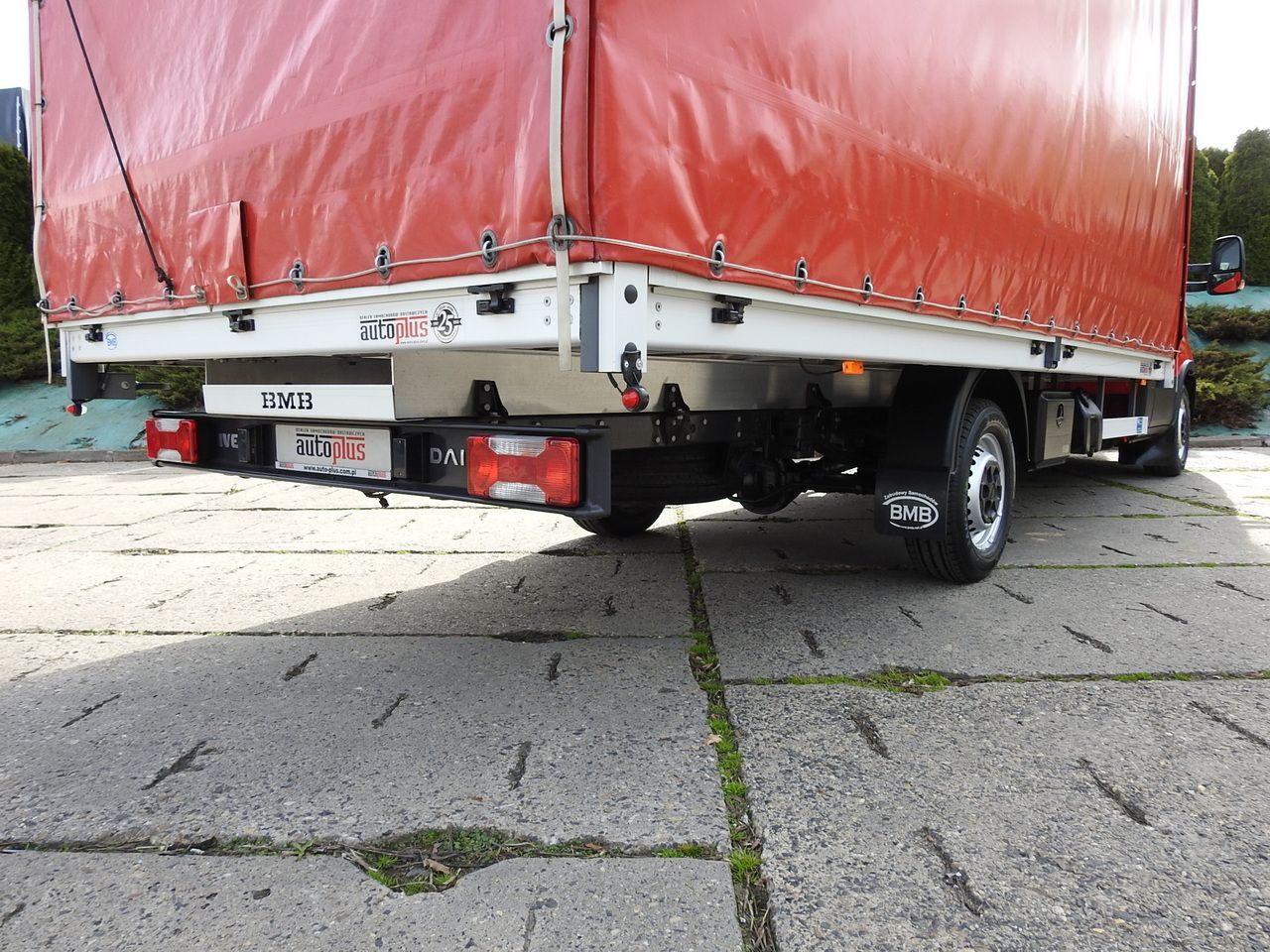 Utilitaire rideaux coulissants (PLSC) IVECO DAILY 35S18 TARPAULIN 10 PALLETS WEBASTO CRUISE CONTROL LED LIGHTS AIR CONDITIONING  180HP: photos 27