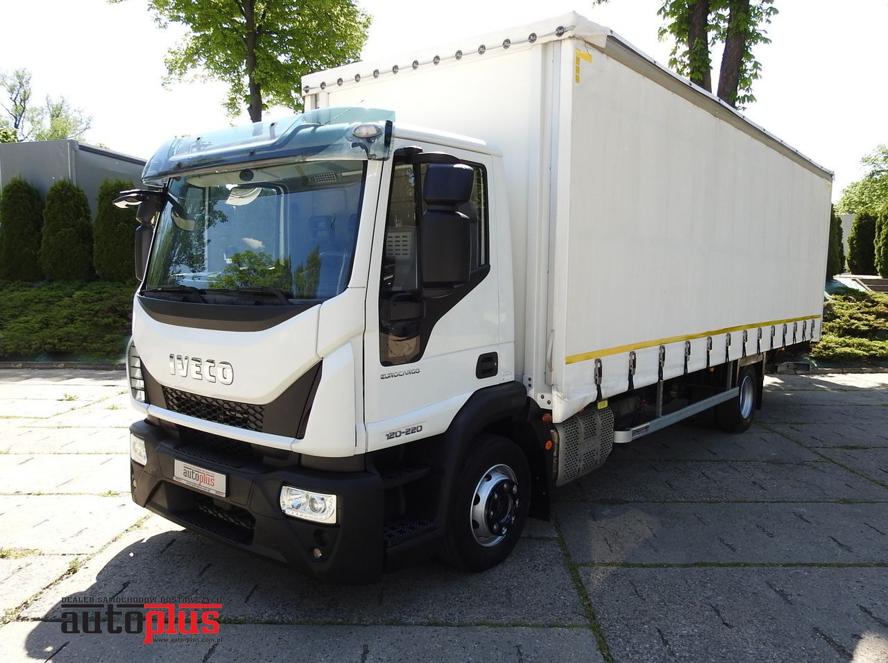 IVECO EUROCARGO 120 - 220 TARPAULIN LIFT 20 PALLETS LED LIGHTS AUTOMATIC TRANSMISSION HI-MATIC TWIN WHEELS AIR CONDITIONING  220HP - Utilitaire rideaux coulissants (PLSC): photos 1 IVECO EUROCARGO 120 - 220 TARPAULIN LIFT 20 PALLETS LED LIGHTS AUTOMATIC TRANSMISSION HI-MATIC TWIN WHEELS AIR CONDITIONING  220HP - Utilitaire rideaux coulissants (PLSC): photos 1