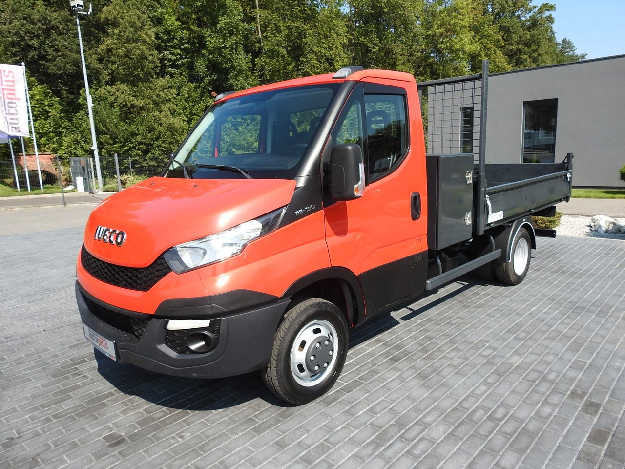 Utilitaire benne Iveco DAILY 35C13 KIPPER TEMPOMAT A/C ZWILLINGSRÄDER: photos 6