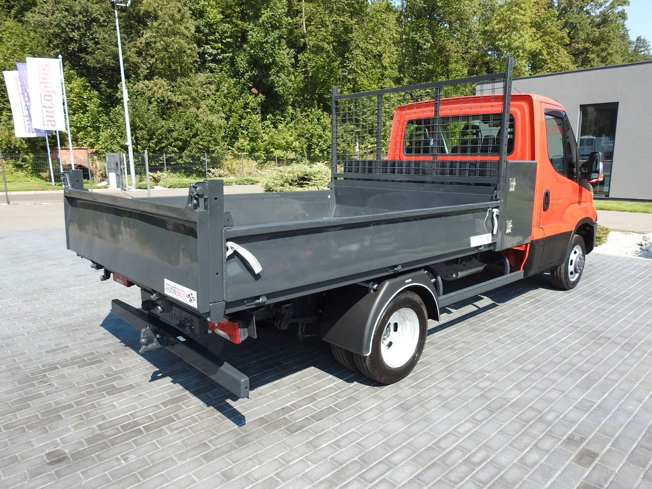 Utilitaire benne Iveco DAILY 35C13 KIPPER TEMPOMAT A/C ZWILLINGSRÄDER: photos 13