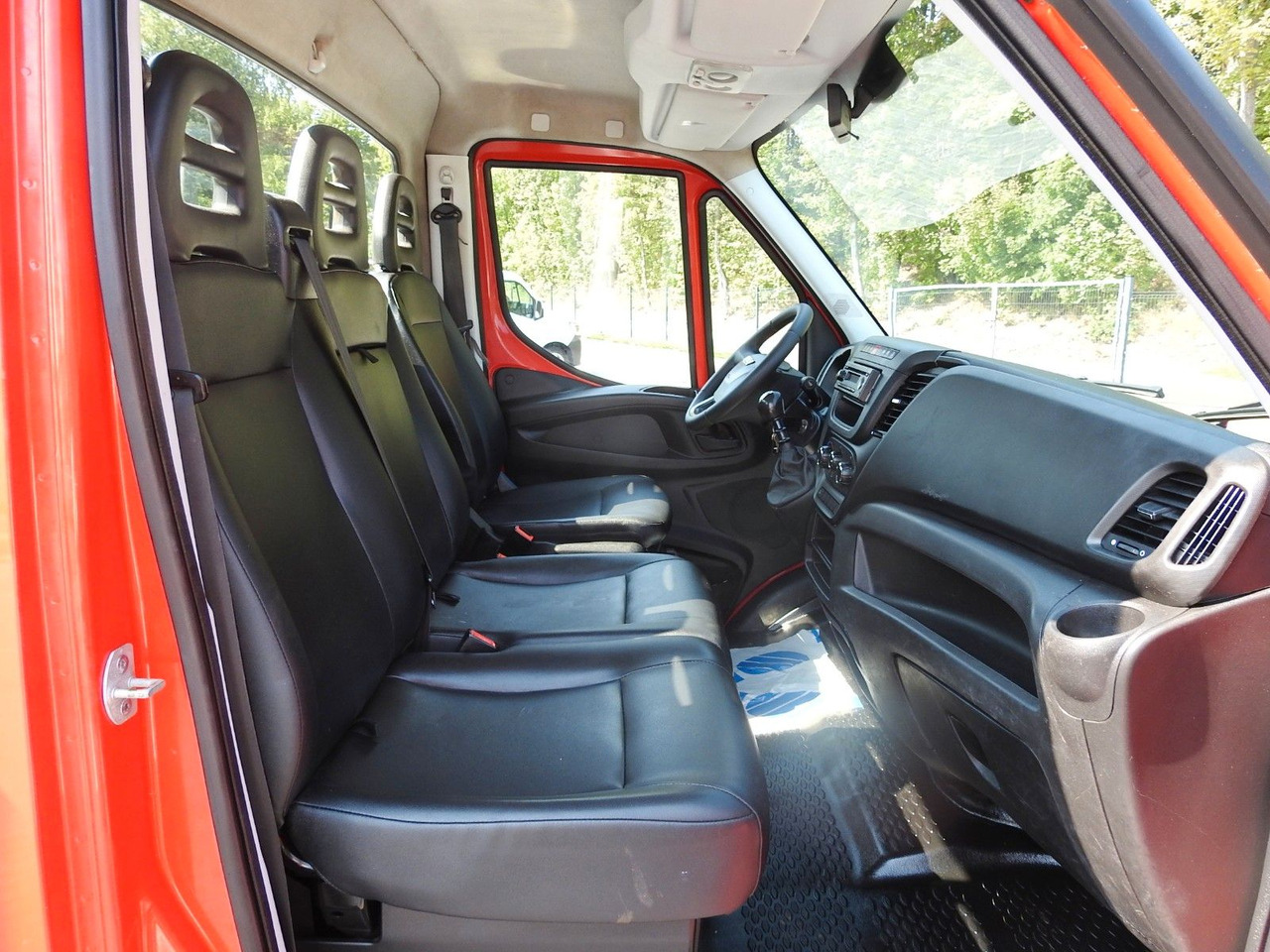 Utilitaire benne Iveco DAILY 35C13 KIPPER TEMPOMAT A/C ZWILLINGSRÄDER: photos 28