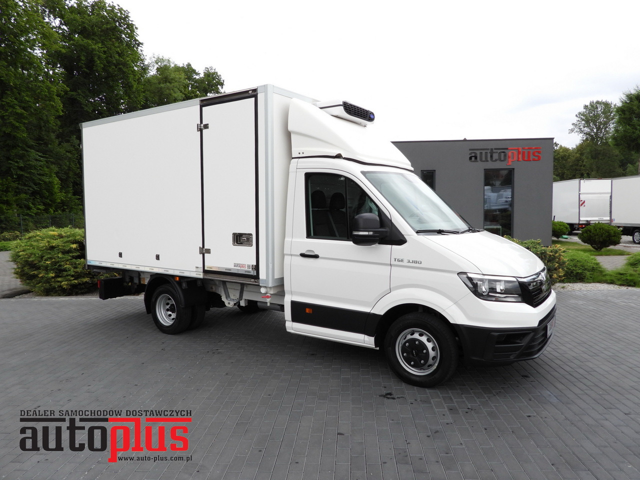 MAN TGE 3.180 REGRIGERATOR BOX 0*C CRUISE CONTROL TWIN WHEELS AIR CONDITIONING 180HP - Utilitaire frigorifique: photos 1 MAN TGE 3.180 REGRIGERATOR BOX 0*C CRUISE CONTROL TWIN WHEELS AIR CONDITIONING 180HP - Utilitaire frigorifique: photos 1