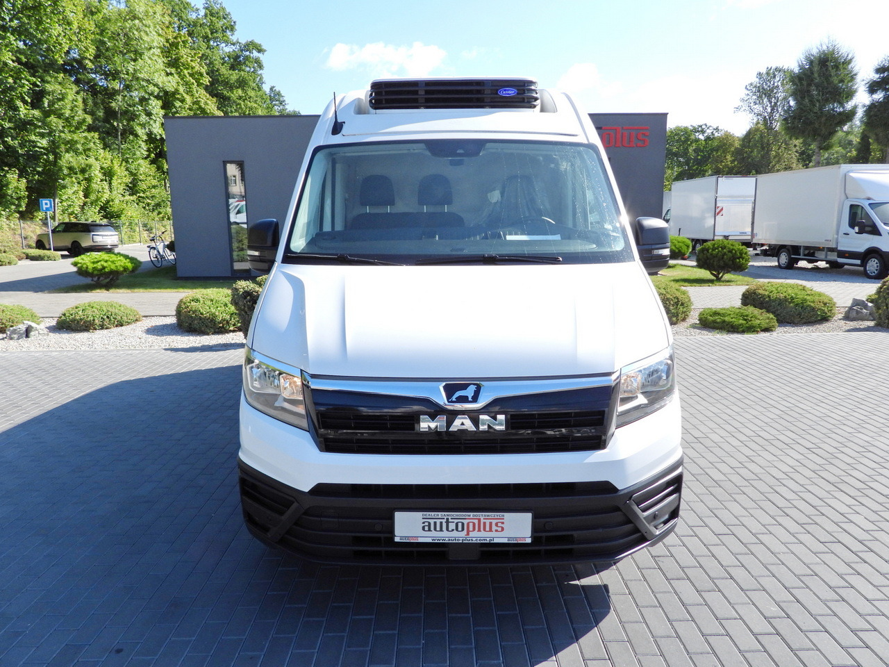 MAN TGE REFRIGERATOR VAN -5*C POWER SUPPLY 230V CRUISE CONTROL AUTOMATIC TRANSMISSION AIR CONDITIONING 180HP - Utilitaire frigorifique: photos 5 MAN TGE REFRIGERATOR VAN -5*C POWER SUPPLY 230V CRUISE CONTROL AUTOMATIC TRANSMISSION AIR CONDITIONING 180HP - Utilitaire frigorifique: photos 5