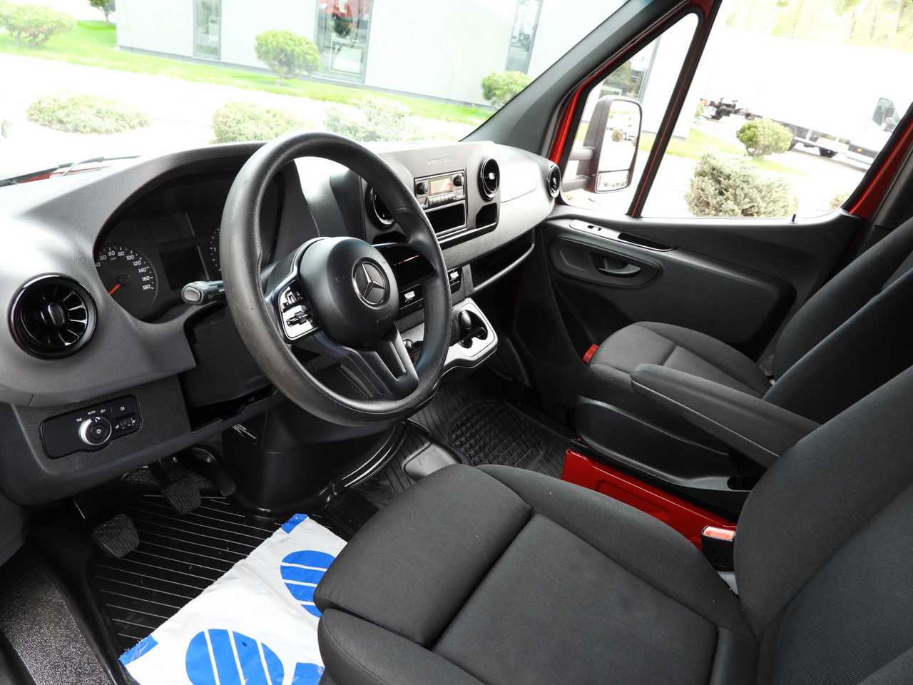 MERCEDES SPRINTER 316 8 PALLETS TARPAULIN LIFT CRUISE CONTROL AIR CONDITIONING  160HP - Utilitaire rideaux coulissants (PLSC): photos 2 MERCEDES SPRINTER 316 8 PALLETS TARPAULIN LIFT CRUISE CONTROL AIR CONDITIONING  160HP - Utilitaire rideaux coulissants (PLSC): photos 2