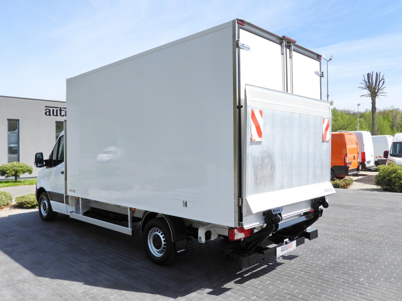 Utilitaire frigorifique MERCEDES SPRINTER 316 REGRIGERATOR BOX 0*C LIFT 8 PALLETS CRUISE CONTROL PNEUMATICS AIR CONDITIONING  160HP: photos 9