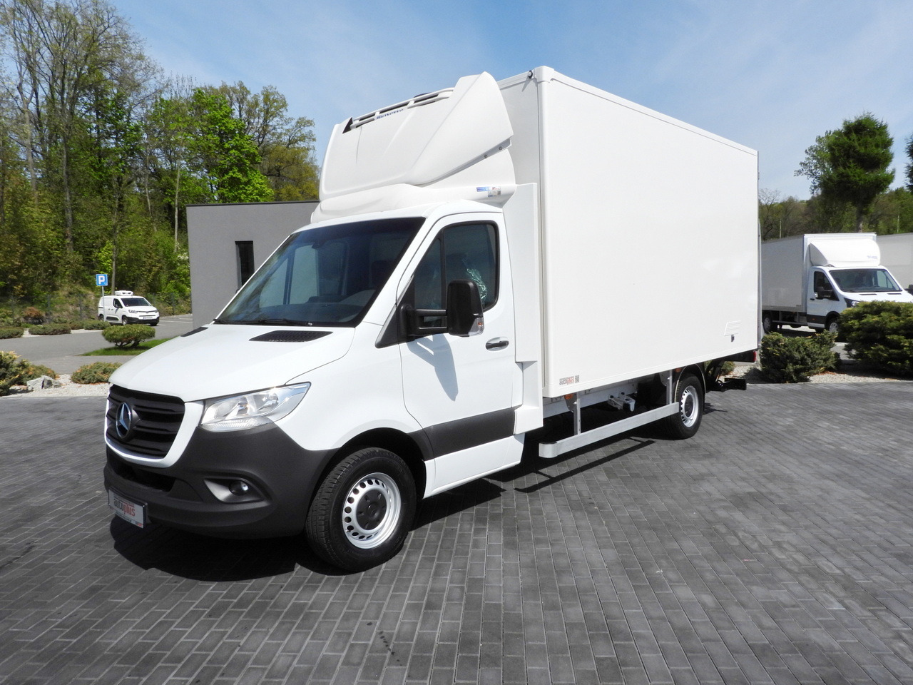 Utilitaire frigorifique MERCEDES SPRINTER 316 REGRIGERATOR BOX 0*C LIFT 8 PALLETS CRUISE CONTROL PNEUMATICS AIR CONDITIONING  160HP: photos 19