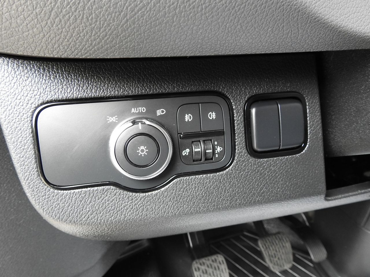 Utilitaire rideaux coulissants (PLSC) MERCEDES SPRINTER 316 TARPAULIN 10 PALLETS WEBASTO CRUISE CONTROL AIR CONDITIONING 165HP: photos 29 Utilitaire rideaux coulissants (PLSC) MERCEDES SPRINTER 316 TARPAULIN 10 PALLETS WEBASTO CRUISE CONTROL AIR CONDITIONING 165HP: photos 29