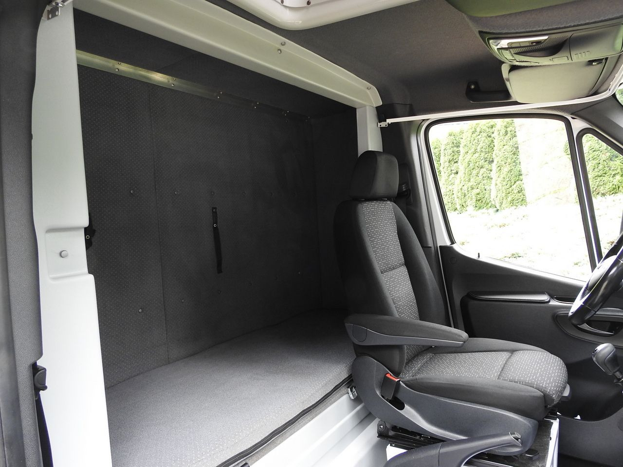 Utilitaire rideaux coulissants (PLSC) MERCEDES SPRINTER 316 TARPAULIN 10 PALLETS WEBASTO CRUISE CONTROL AIR CONDITIONING 165HP: photos 40 Utilitaire rideaux coulissants (PLSC) MERCEDES SPRINTER 316 TARPAULIN 10 PALLETS WEBASTO CRUISE CONTROL AIR CONDITIONING 165HP: photos 40
