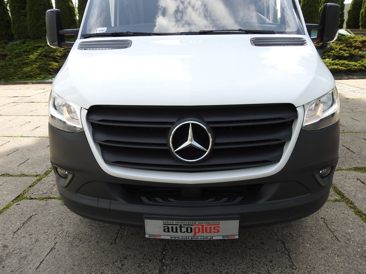 Utilitaire rideaux coulissants (PLSC) MERCEDES SPRINTER 316 TARPAULIN 10 PALLETS WEBASTO CRUISE CONTROL AIR CONDITIONING 165HP: photos 14 Utilitaire rideaux coulissants (PLSC) MERCEDES SPRINTER 316 TARPAULIN 10 PALLETS WEBASTO CRUISE CONTROL AIR CONDITIONING 165HP: photos 14
