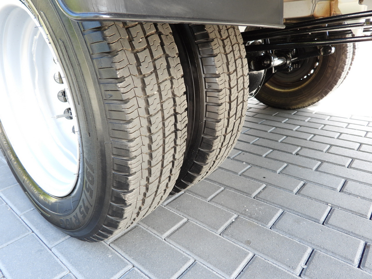 Fourgon grand volume MERCEDES SPRINTER 514 BOX LIFT 8 PALLETS CRUISE CONTROL TWIN WHEELS AIR CONDITIONING  140HP: photos 20