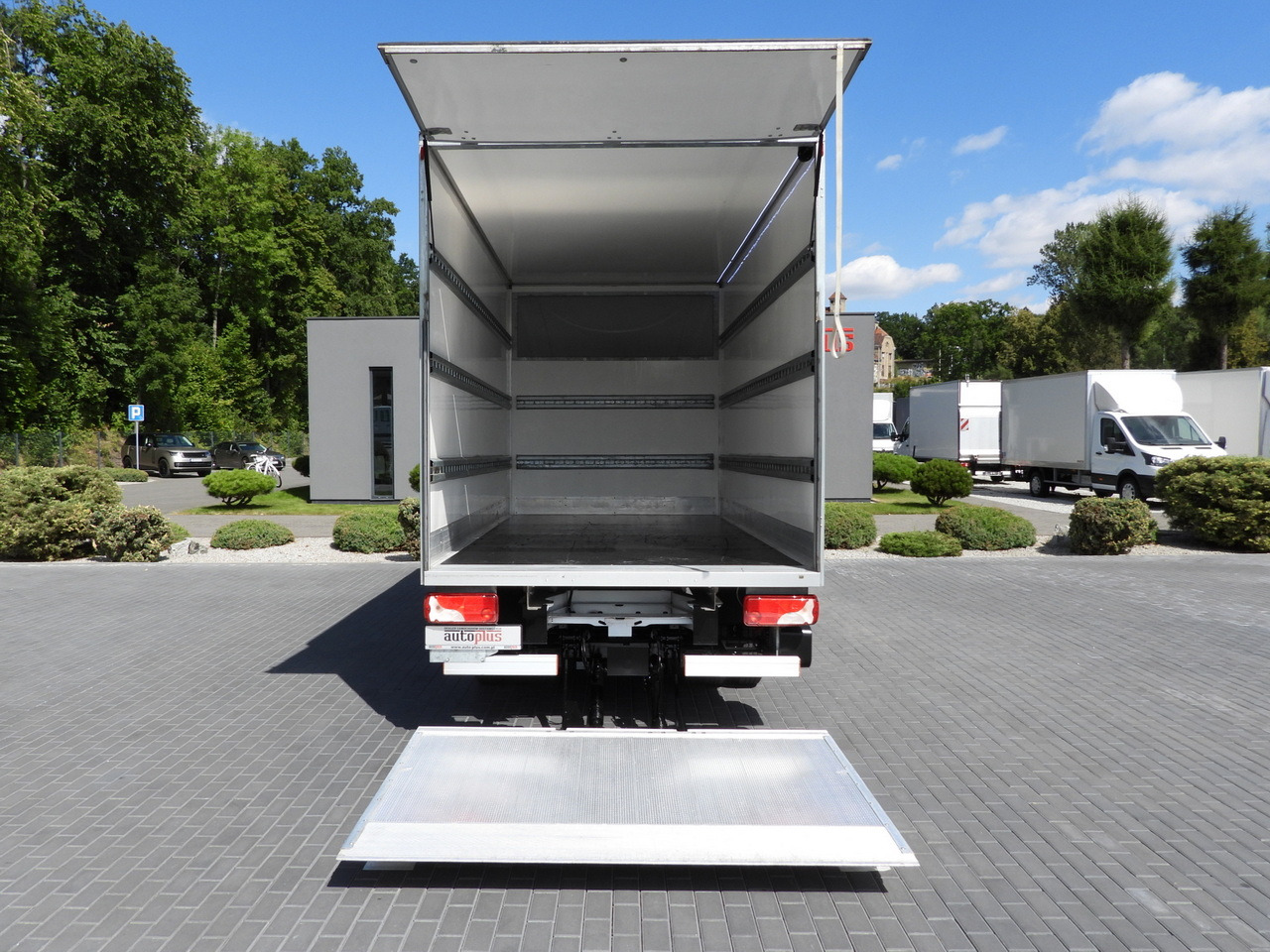 Fourgon grand volume MERCEDES SPRINTER 514 BOX LIFT 8 PALLETS CRUISE CONTROL TWIN WHEELS AIR CONDITIONING  140HP: photos 11