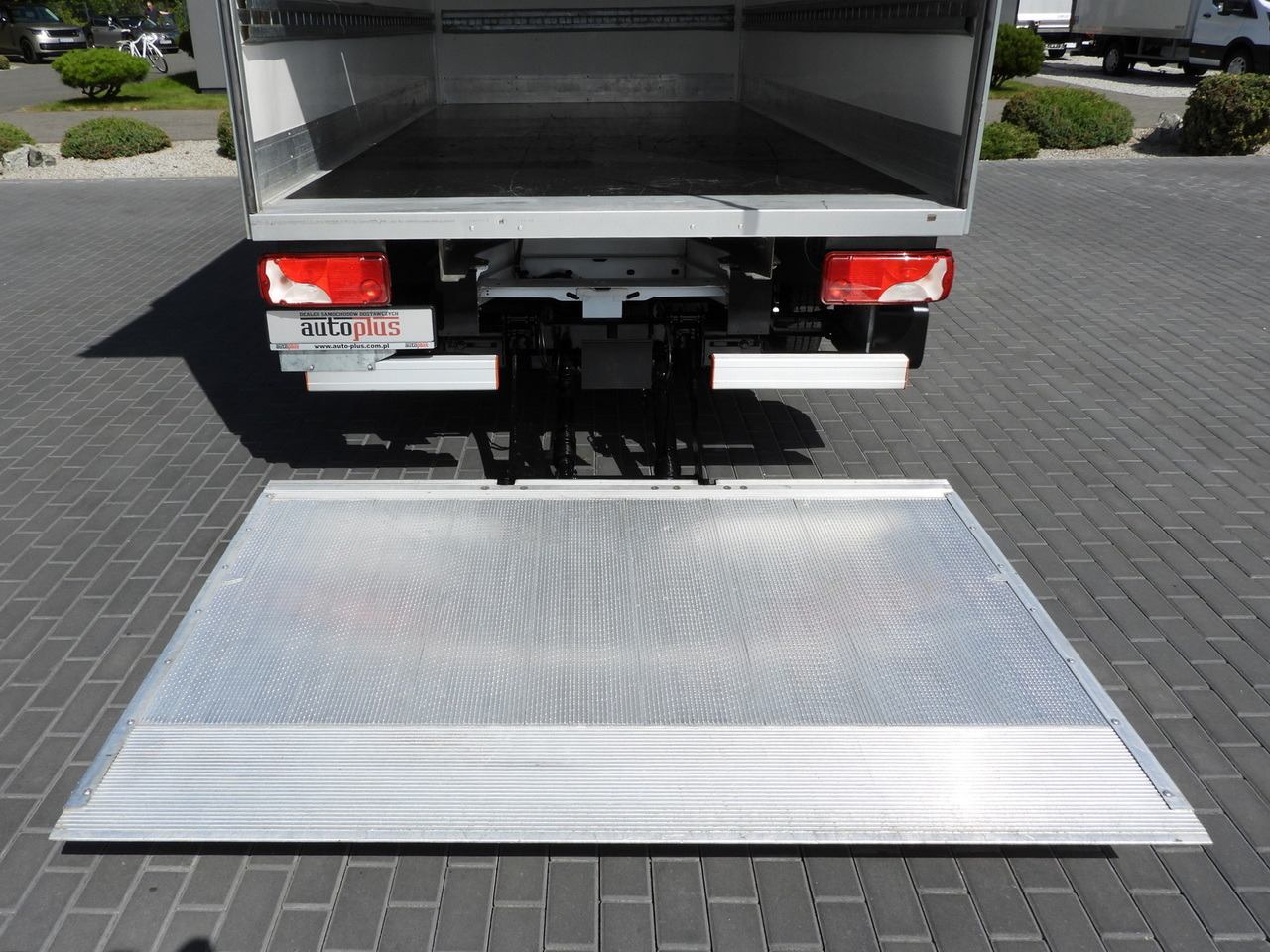 Fourgon grand volume MERCEDES SPRINTER 514 BOX LIFT 8 PALLETS CRUISE CONTROL TWIN WHEELS AIR CONDITIONING  140HP: photos 19