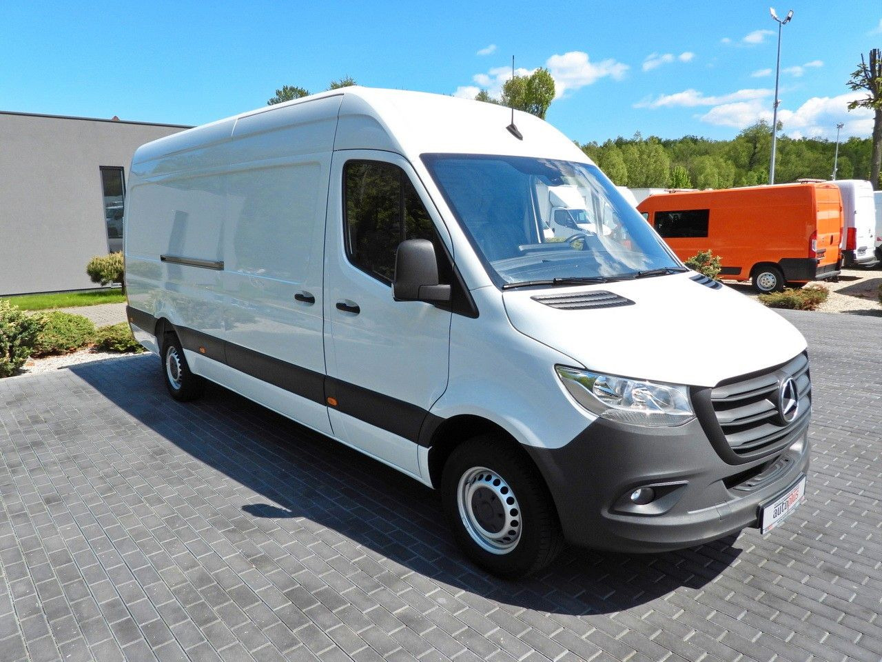 Mercedes-Benz SPRINTER 316 KASTENWAGEN KLIMAANLAGE 165PS Mercedes-Benz SPRINTER 316 KASTENWAGEN KLIMAANLAGE 165PS - Fourgon utilitaire: photos 4 Mercedes-Benz SPRINTER 316 KASTENWAGEN KLIMAANLAGE 165PS Mercedes-Benz SPRINTER 316 KASTENWAGEN KLIMAANLAGE 165PS - Fourgon utilitaire: photos 4