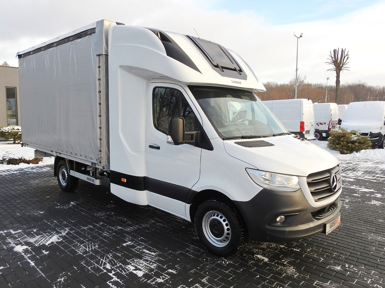 Mercedes-Benz SPRINTER 316 PRITSCHE PLANE 8 PALETTEN WEBASTO - Utilitaire rideaux coulissants (PLSC), Utilitaire double cabine: photos 4 Mercedes-Benz SPRINTER 316 PRITSCHE PLANE 8 PALETTEN WEBASTO - Utilitaire rideaux coulissants (PLSC), Utilitaire double cabine: photos 4