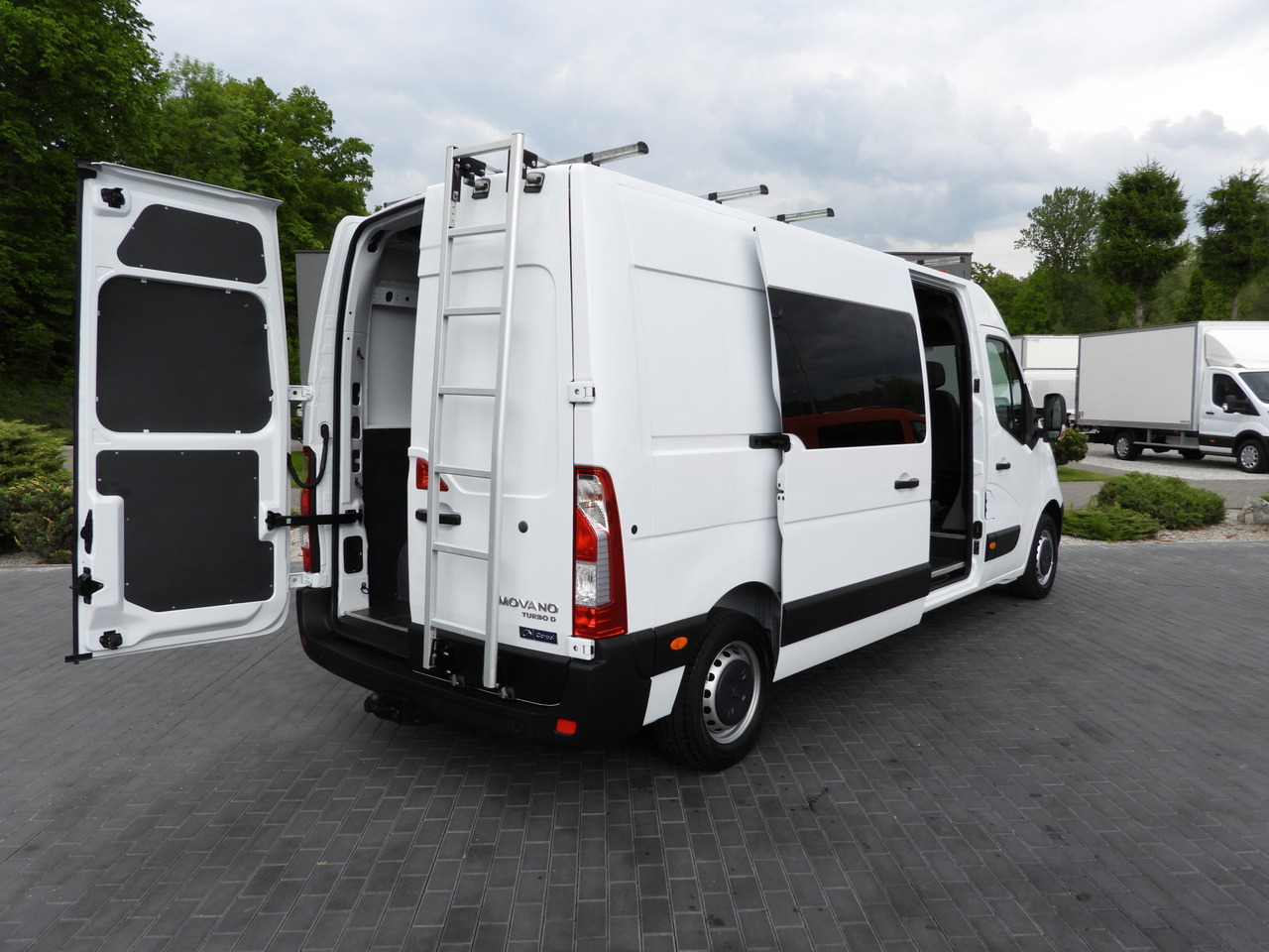 OPEL MOVANO BOX DELIVERY VAN 7 SEATS CRUISE CONTROL LED LIGHTS AIR CONDITIONING 135HP - Fourgon utilitaire: photos 3 OPEL MOVANO BOX DELIVERY VAN 7 SEATS CRUISE CONTROL LED LIGHTS AIR CONDITIONING 135HP - Fourgon utilitaire: photos 3