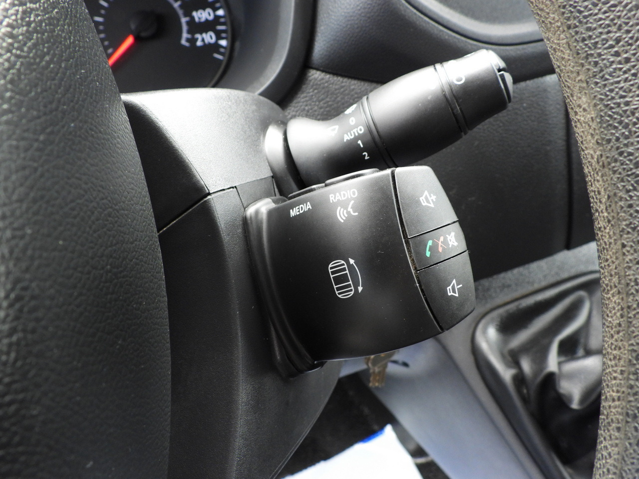 Utilitaire benne OPEL MOVANO TIPPER NAVIGATION LED LIGHTS TWIN WHEELS AIR CONDITIONING 145HP: photos 29 Utilitaire benne OPEL MOVANO TIPPER NAVIGATION LED LIGHTS TWIN WHEELS AIR CONDITIONING 145HP: photos 29