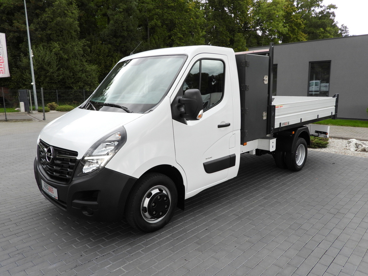 Utilitaire benne OPEL MOVANO TIPPER NAVIGATION LED LIGHTS TWIN WHEELS AIR CONDITIONING 145HP: photos 6 Utilitaire benne OPEL MOVANO TIPPER NAVIGATION LED LIGHTS TWIN WHEELS AIR CONDITIONING 145HP: photos 6