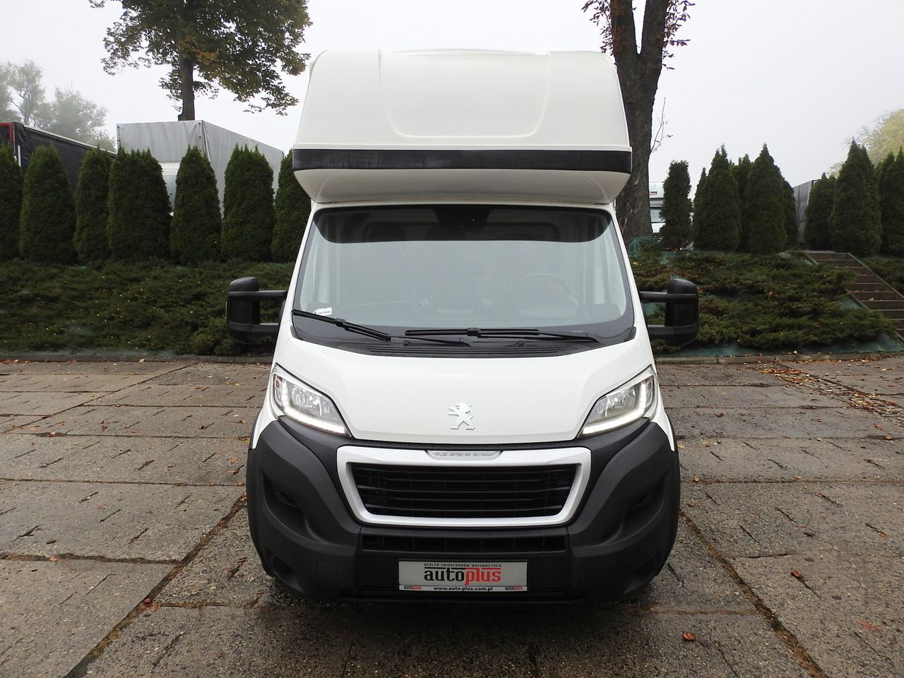 PEUGEOT BOXER TARPAULIN LIFT 8 PALLETS WEBASTO LED LIGHTS AIR CONDITIONING 165HP - Utilitaire rideaux coulissants (PLSC): photos 5 PEUGEOT BOXER TARPAULIN LIFT 8 PALLETS WEBASTO LED LIGHTS AIR CONDITIONING 165HP - Utilitaire rideaux coulissants (PLSC): photos 5