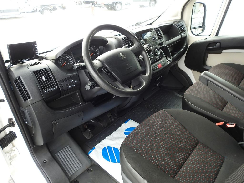Peugeot BOXER KOFFER 8 PALETTEN TEMPOMAT KLIMAANLAGE - Fourgon grand volume: photos 2 Peugeot BOXER KOFFER 8 PALETTEN TEMPOMAT KLIMAANLAGE - Fourgon grand volume: photos 2
