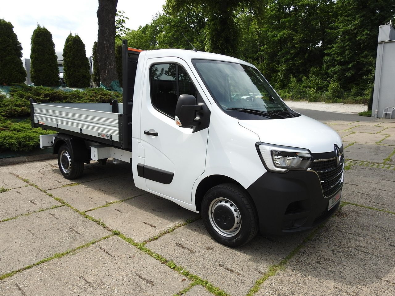 RENAULT MASTER - Utilitaire benne: photos 4 RENAULT MASTER - Utilitaire benne: photos 4