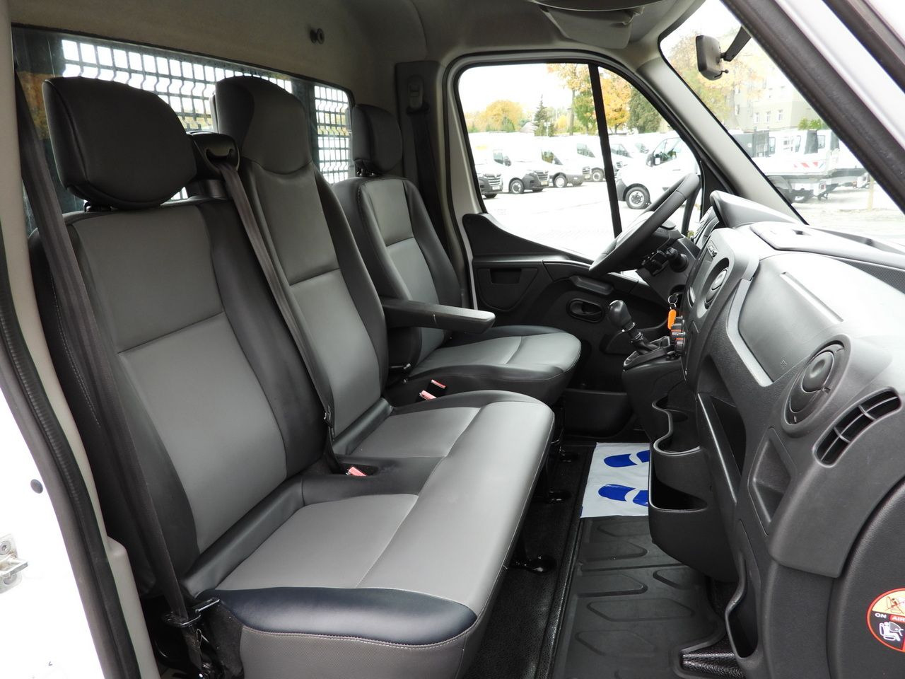 Crédit-bail de RENAULT MASTER STAKE BODY CRUISE CONTROL NAVIGATION TWIN WHEELS AIR CONDITIONING 130HP RENAULT MASTER STAKE BODY CRUISE CONTROL NAVIGATION TWIN WHEELS AIR CONDITIONING 130HP: photos 35 Crédit-bail de RENAULT MASTER STAKE BODY CRUISE CONTROL NAVIGATION TWIN WHEELS AIR CONDITIONING 130HP RENAULT MASTER STAKE BODY CRUISE CONTROL NAVIGATION TWIN WHEELS AIR CONDITIONING 130HP: photos 35