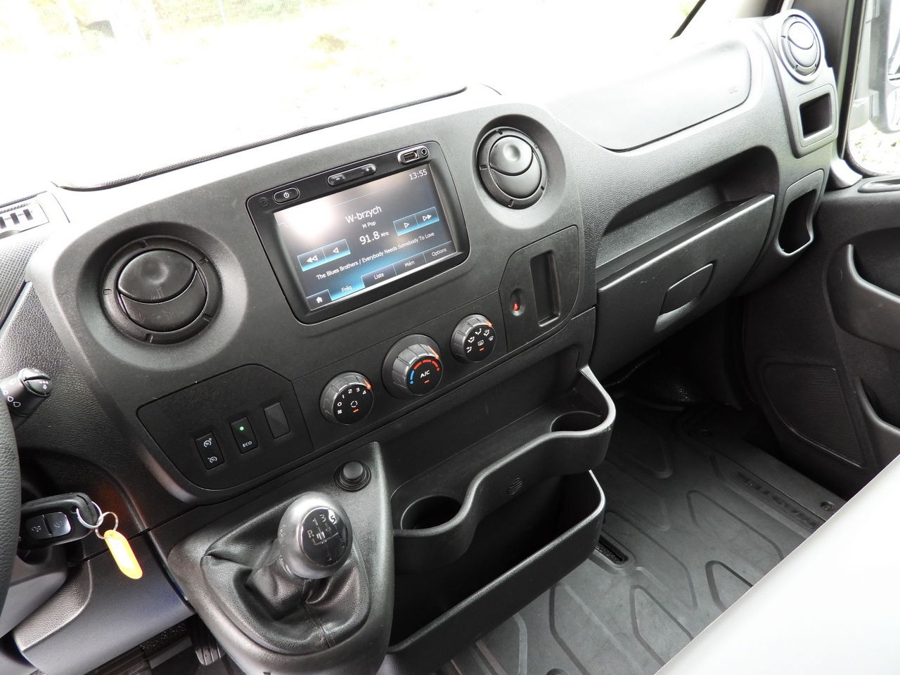 Crédit-bail de RENAULT MASTER STAKE BODY CRUISE CONTROL NAVIGATION TWIN WHEELS AIR CONDITIONING 130HP RENAULT MASTER STAKE BODY CRUISE CONTROL NAVIGATION TWIN WHEELS AIR CONDITIONING 130HP: photos 27 Crédit-bail de RENAULT MASTER STAKE BODY CRUISE CONTROL NAVIGATION TWIN WHEELS AIR CONDITIONING 130HP RENAULT MASTER STAKE BODY CRUISE CONTROL NAVIGATION TWIN WHEELS AIR CONDITIONING 130HP: photos 27