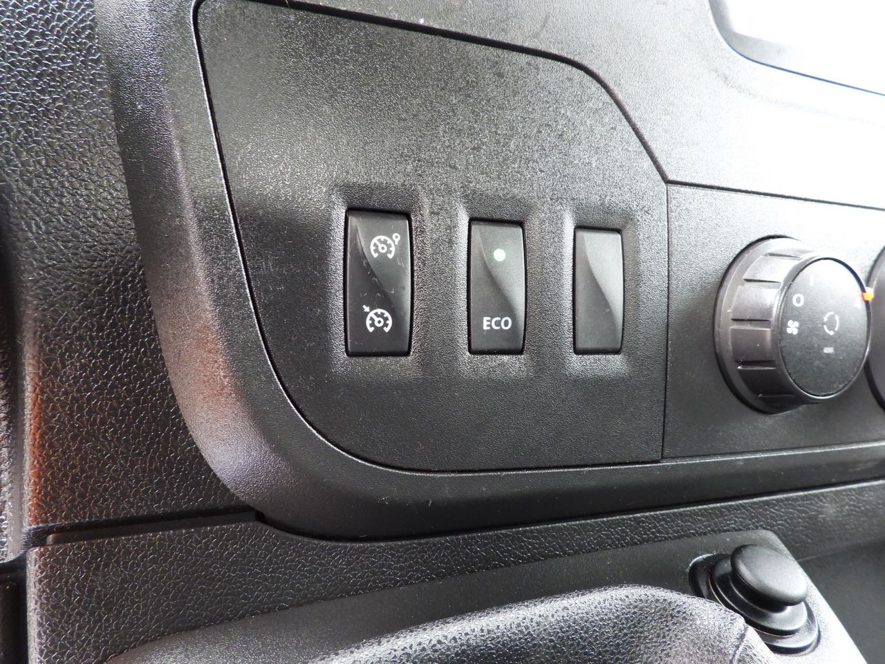 Crédit-bail de RENAULT MASTER STAKE BODY CRUISE CONTROL NAVIGATION TWIN WHEELS AIR CONDITIONING 130HP RENAULT MASTER STAKE BODY CRUISE CONTROL NAVIGATION TWIN WHEELS AIR CONDITIONING 130HP: photos 26 Crédit-bail de RENAULT MASTER STAKE BODY CRUISE CONTROL NAVIGATION TWIN WHEELS AIR CONDITIONING 130HP RENAULT MASTER STAKE BODY CRUISE CONTROL NAVIGATION TWIN WHEELS AIR CONDITIONING 130HP: photos 26