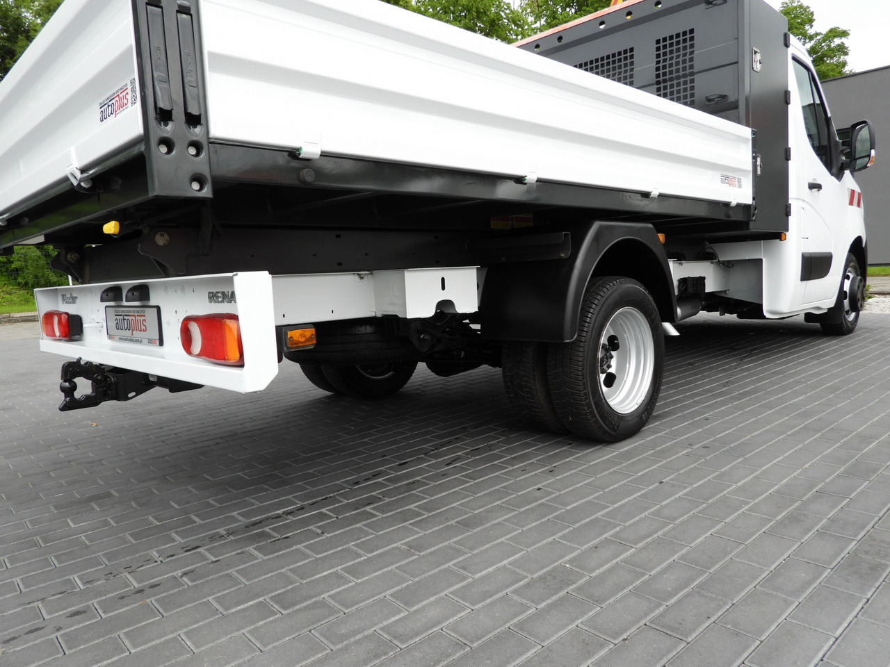 Utilitaire benne RENAULT MASTER TIPPER CRUISE CONTROL LED LIGHTS TWIN WHEELS AIR CONDITIONING  130HP: photos 15