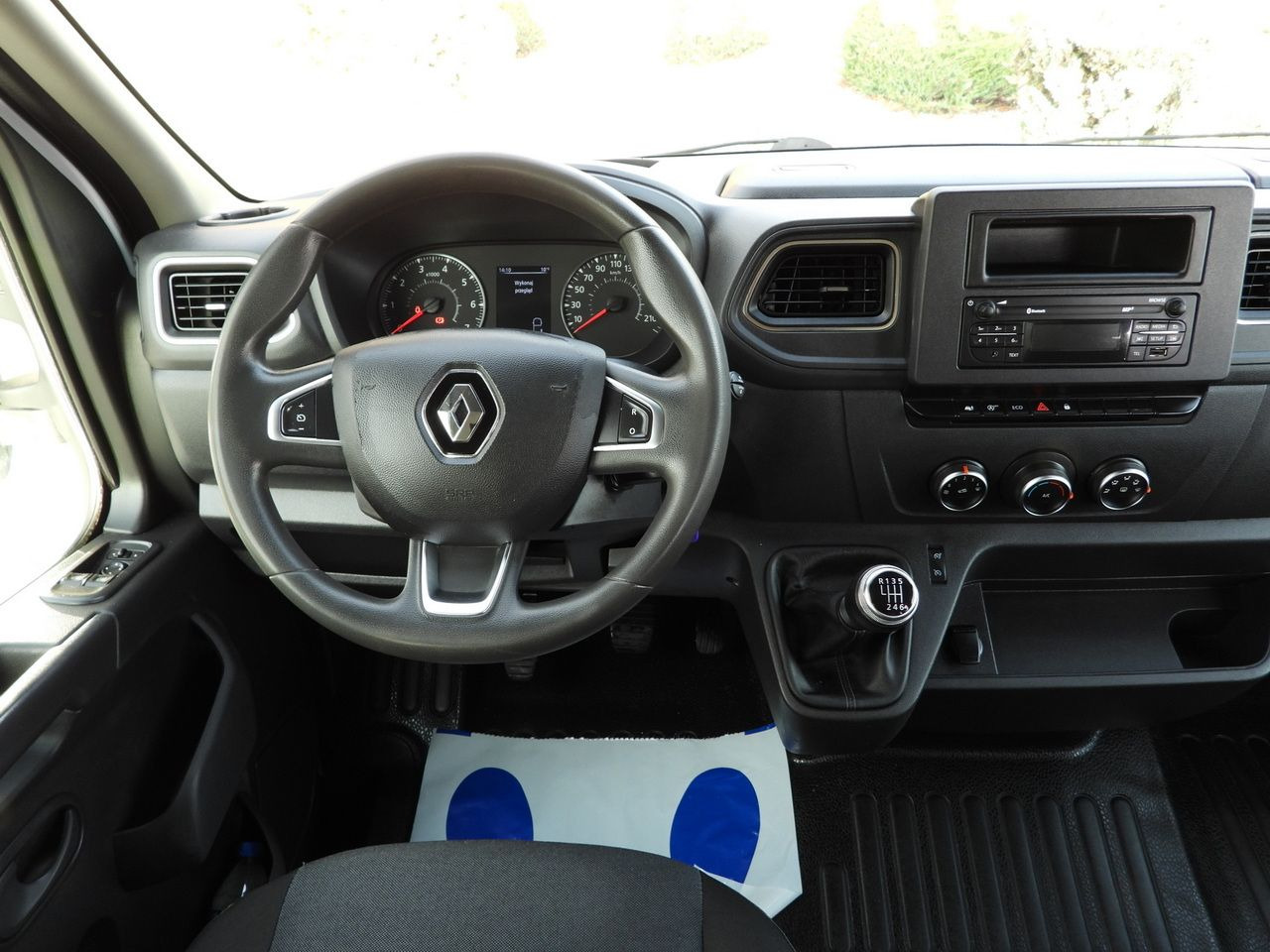 Crédit-bail de RENAULT MASTER TIPPER DOUBLE CABIN DOKA 6 SEATS CRUISE CONTROL LED LIGHTS AIR CONDITIONING 145HP RENAULT MASTER TIPPER DOUBLE CABIN DOKA 6 SEATS CRUISE CONTROL LED LIGHTS AIR CONDITIONING 145HP: photos 27 Crédit-bail de RENAULT MASTER TIPPER DOUBLE CABIN DOKA 6 SEATS CRUISE CONTROL LED LIGHTS AIR CONDITIONING 145HP RENAULT MASTER TIPPER DOUBLE CABIN DOKA 6 SEATS CRUISE CONTROL LED LIGHTS AIR CONDITIONING 145HP: photos 27