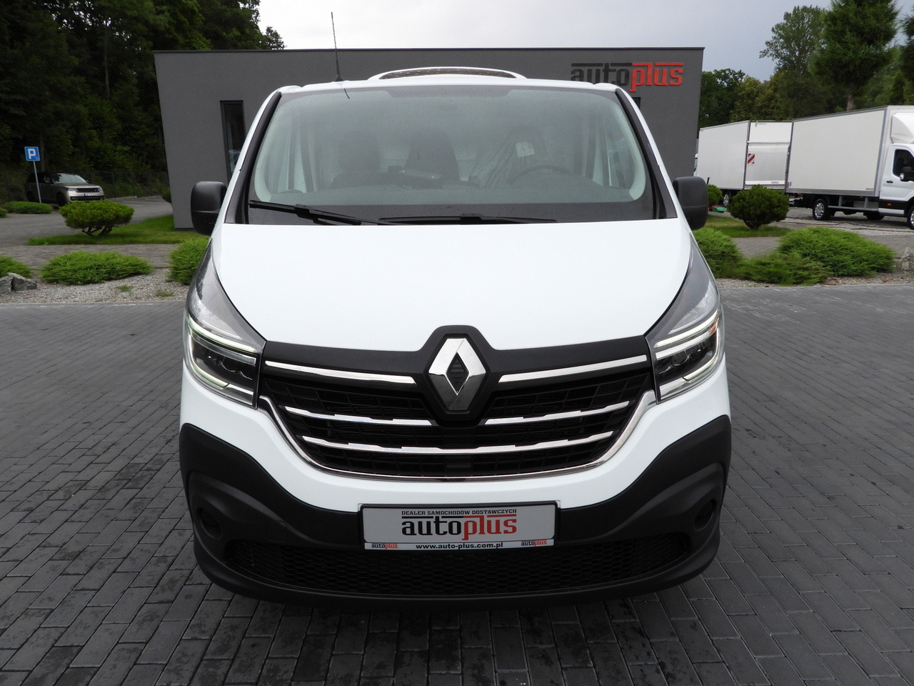RENAULT TRAFIC REFRIGERATOR VAN -5*C POWER SUPPLY 230V CRUISE CONTROL LED LIGHTS AIR CONDITIONING 120HP - Utilitaire frigorifique: photos 5 RENAULT TRAFIC REFRIGERATOR VAN -5*C POWER SUPPLY 230V CRUISE CONTROL LED LIGHTS AIR CONDITIONING 120HP - Utilitaire frigorifique: photos 5