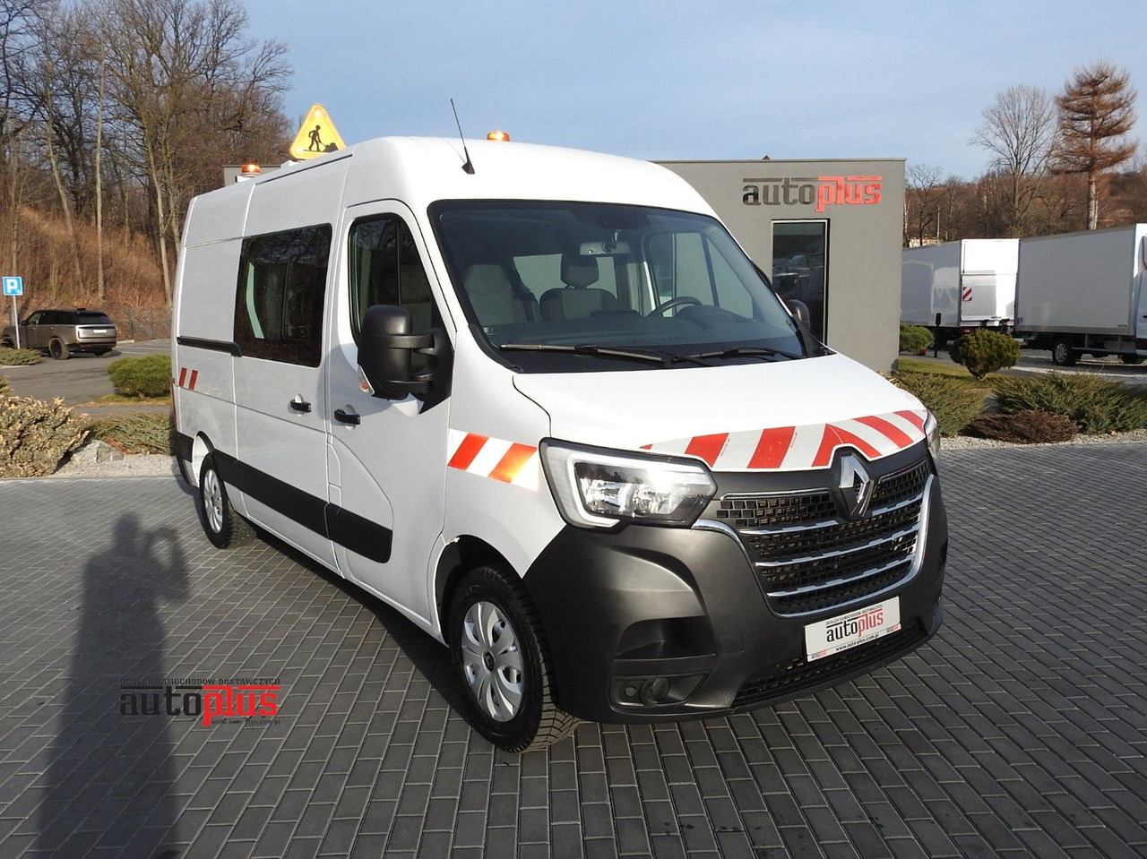 Renault MASTER KASTENWAGEN DOPPELKABINE 7 SITZE TEMPOMAT - Fourgon utilitaire, Utilitaire double cabine: photos 1 Renault MASTER KASTENWAGEN DOPPELKABINE 7 SITZE TEMPOMAT - Fourgon utilitaire, Utilitaire double cabine: photos 1