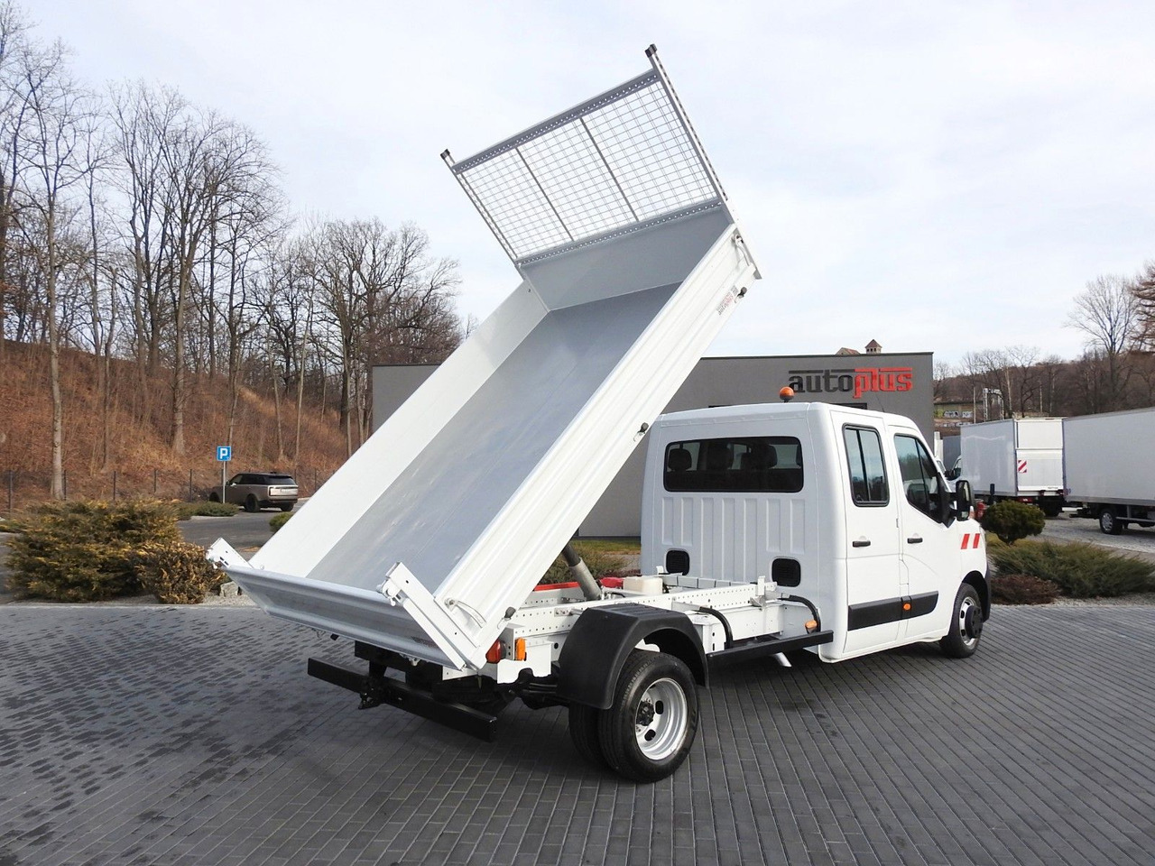 Renault MASTER KIPPER DOPPELKABINE DOKA 6 SITZE TEMPOMAT - Utilitaire benne, Utilitaire double cabine: photos 3 Renault MASTER KIPPER DOPPELKABINE DOKA 6 SITZE TEMPOMAT - Utilitaire benne, Utilitaire double cabine: photos 3