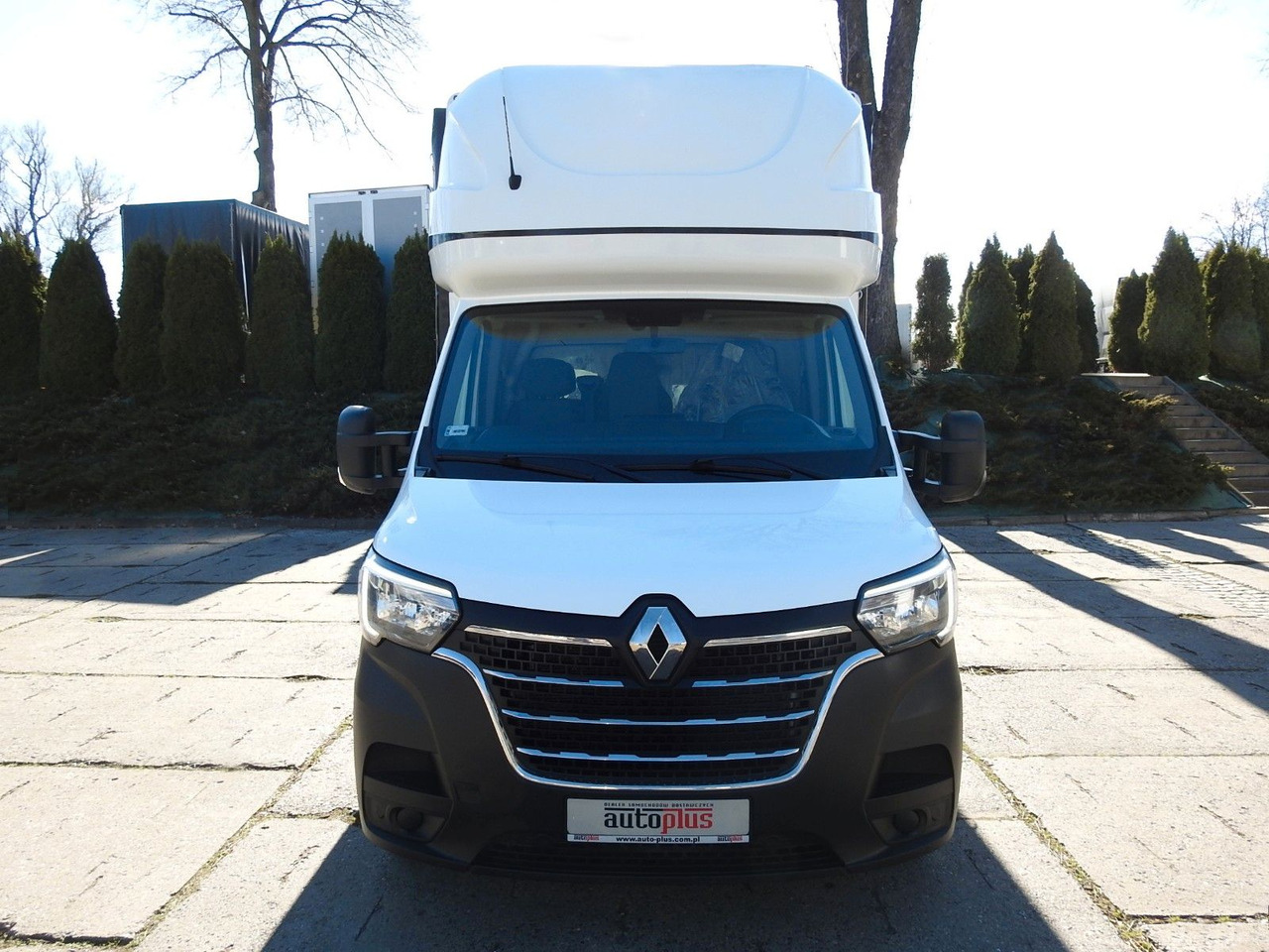 Renault MASTER PRITSCHE PLANE 10 PALETTEN WEBASTO A/C - Utilitaire rideaux coulissants (PLSC): photos 5 Renault MASTER PRITSCHE PLANE 10 PALETTEN WEBASTO A/C - Utilitaire rideaux coulissants (PLSC): photos 5
