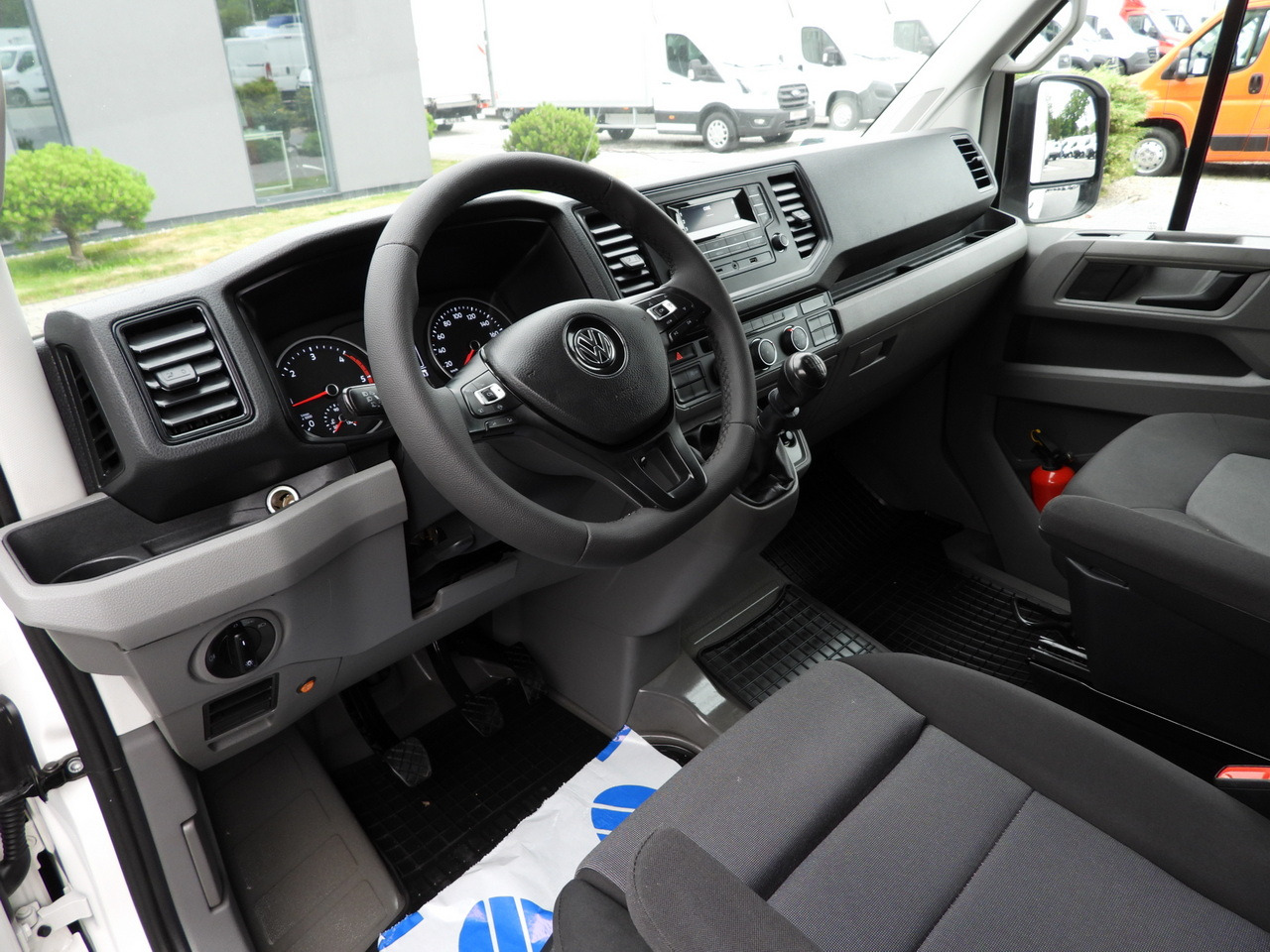 VOLKSWAGEN CRAFTER  TARPAULIN 8 PALLETS WEBASTO CRUISE CONTROL LED LIGHTS AIR CONDITIONING  180HP - Utilitaire rideaux coulissants (PLSC): photos 2 VOLKSWAGEN CRAFTER  TARPAULIN 8 PALLETS WEBASTO CRUISE CONTROL LED LIGHTS AIR CONDITIONING  180HP - Utilitaire rideaux coulissants (PLSC): photos 2