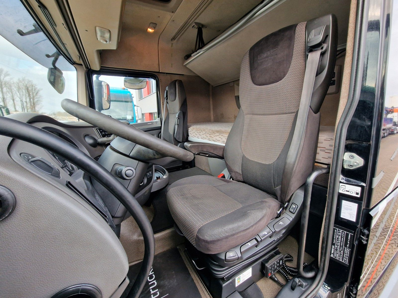 Camion à rideaux coulissants DAF XF 460 FAR / ZF Intarder / Durchladezug: photos 14