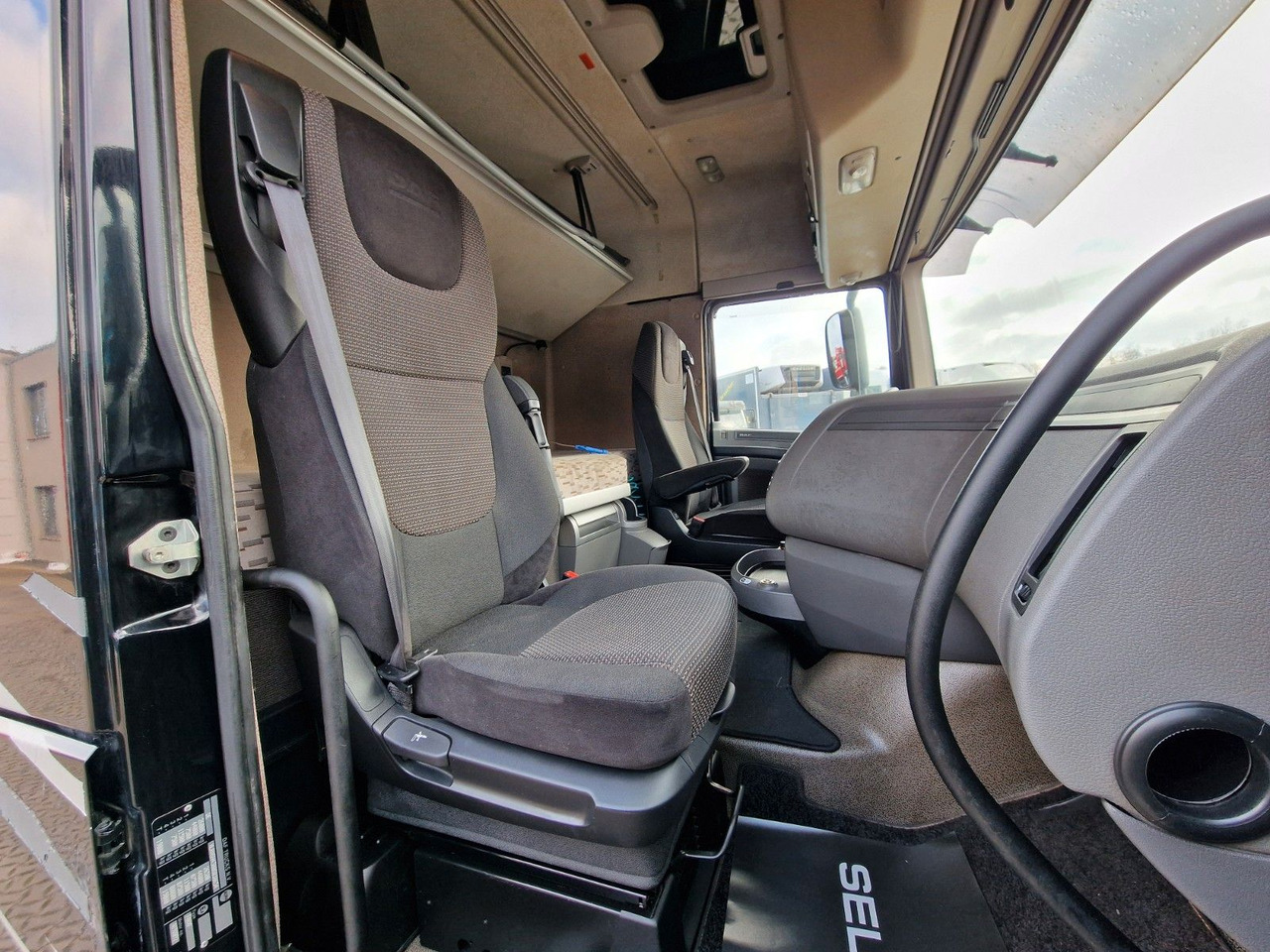 Camion à rideaux coulissants DAF XF 460 FAR / ZF Intarder / Durchladezug: photos 16