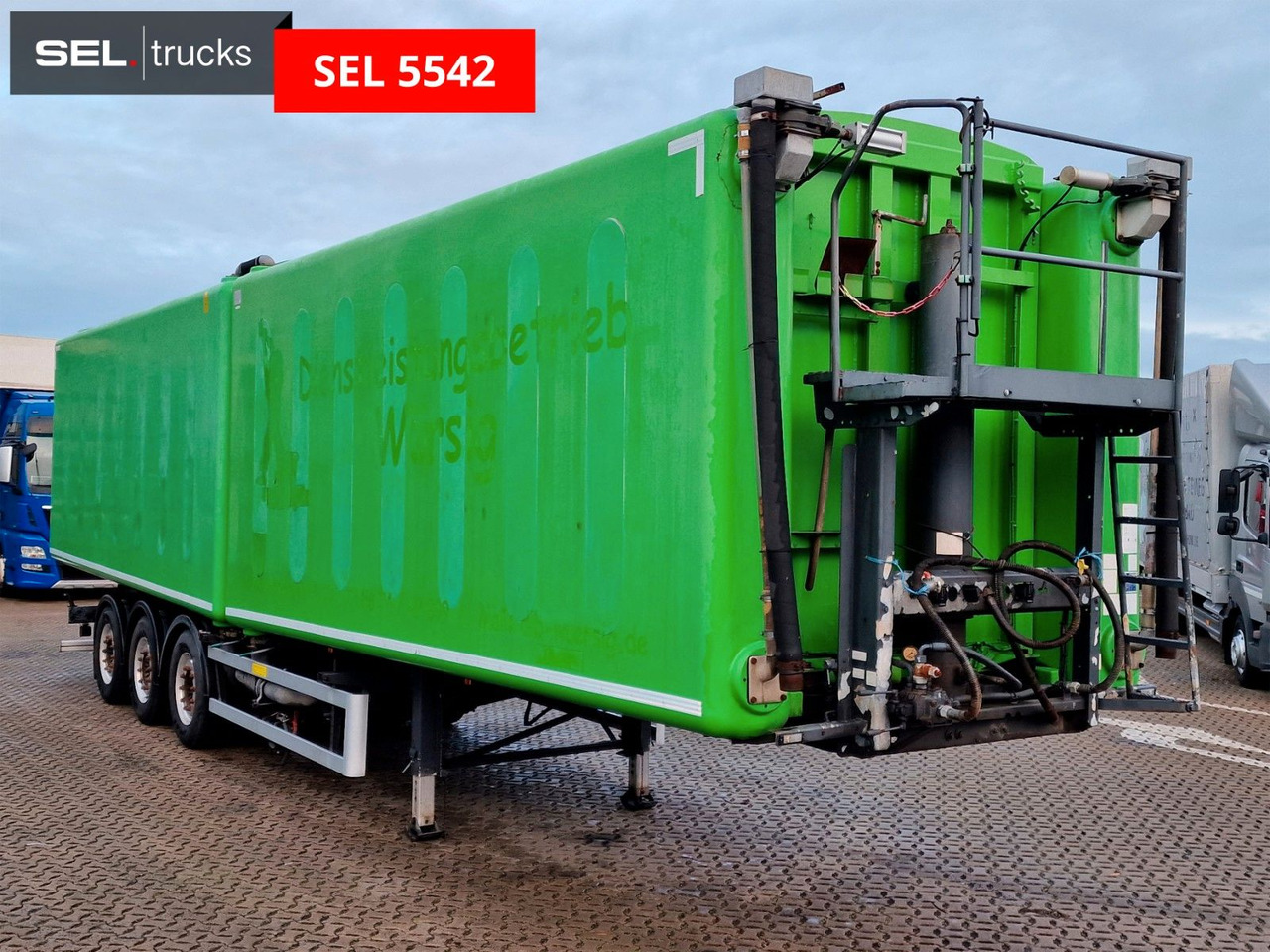 Kempf Duales Transportsyst.: Schüttgüter+Flüssikeiten Kempf Duales Transportsyst.: Schüttgüter+Flüssikeiten - Semi-remorque benne: photos 3 Kempf Duales Transportsyst.: Schüttgüter+Flüssikeiten Kempf Duales Transportsyst.: Schüttgüter+Flüssikeiten - Semi-remorque benne: photos 3