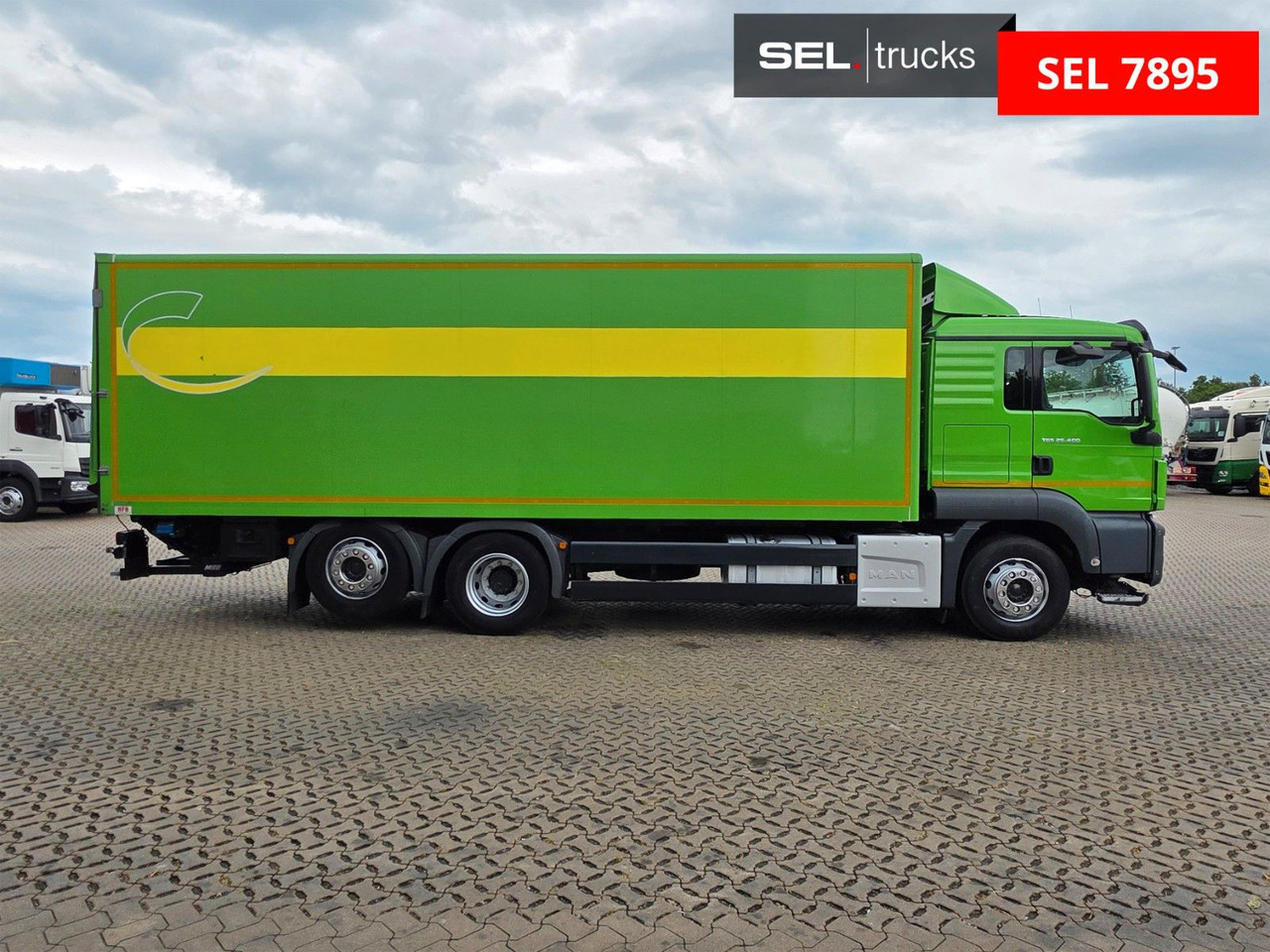 MAN TGS 26.400 6X2-4 LL / Ldbw / ADR AT / Lenkachse - Camion fourgon: photos 4 MAN TGS 26.400 6X2-4 LL / Ldbw / ADR AT / Lenkachse - Camion fourgon: photos 4