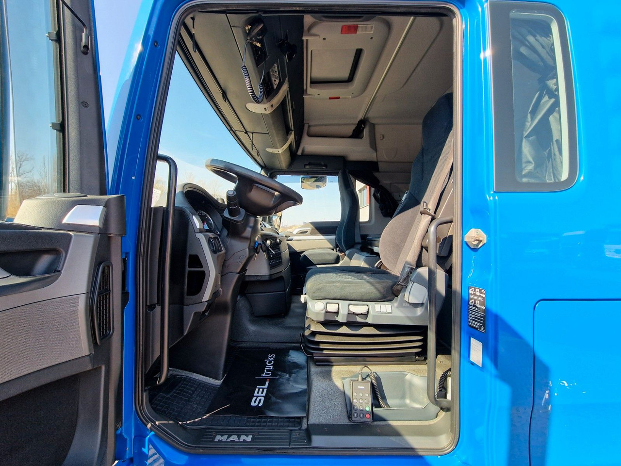 Camion à rideaux coulissants MAN TGX 18.440 4X2 LL-U/ Intarder /Hubdach/Durchlade: photos 13