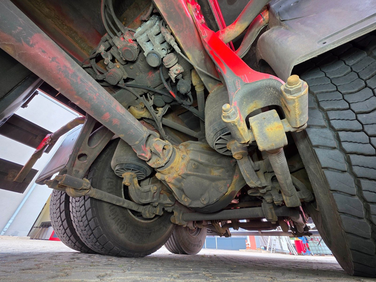 Camion grue MAN TGX 26.360 6x2-2 BL / Intarder / HIAB 166K PRO: photos 20 Camion grue MAN TGX 26.360 6x2-2 BL / Intarder / HIAB 166K PRO: photos 20