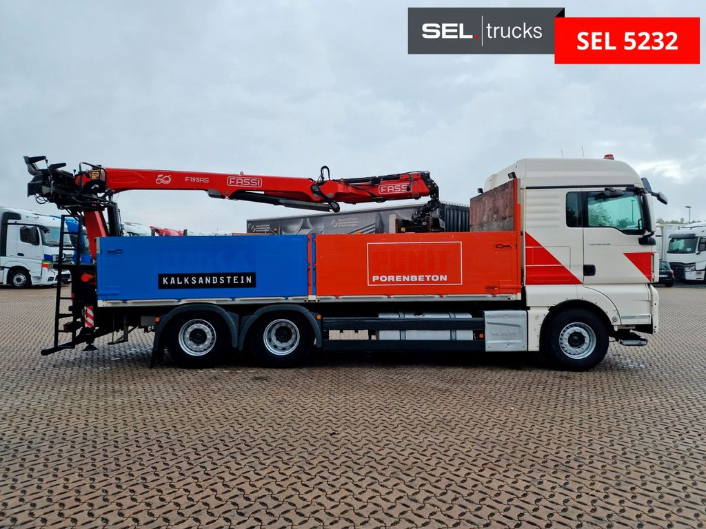 MAN TGX 26.440 / Intarder / Fassi / Lenkachse MAN TGX 26.440 / Intarder / Fassi / Lenkachse - Camion grue: photos 4 MAN TGX 26.440 / Intarder / Fassi / Lenkachse MAN TGX 26.440 / Intarder / Fassi / Lenkachse - Camion grue: photos 4