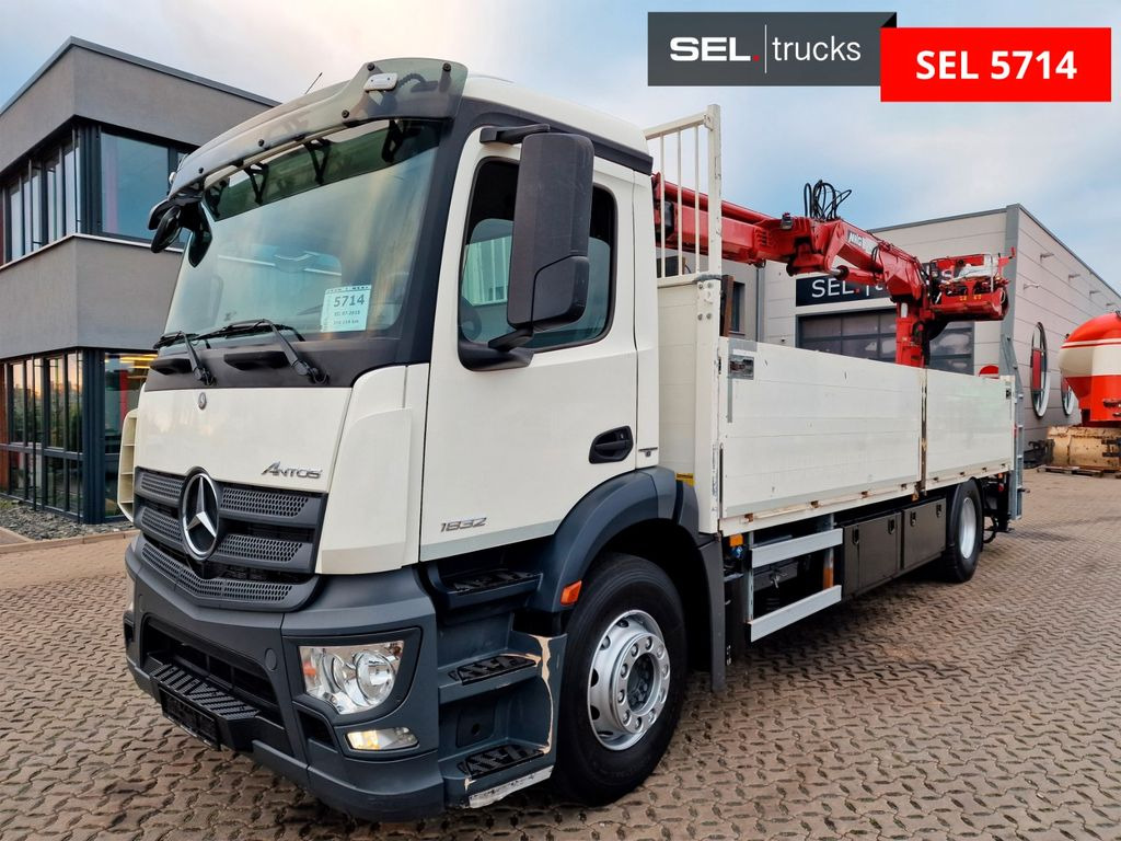 Mercedes-Benz Antos 1832 / MKG Kran Mercedes-Benz Antos 1832 / MKG Kran - Camion plateau, Camion grue: photos 2 Mercedes-Benz Antos 1832 / MKG Kran Mercedes-Benz Antos 1832 / MKG Kran - Camion plateau, Camion grue: photos 2