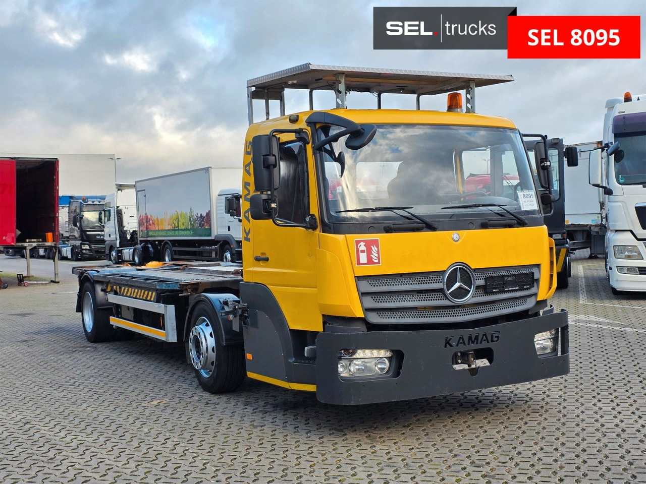 Mercedes-Benz Kamag WBH25 / Umsetzer (Mafi/Terberg) - Camion porte-conteneur/ Caisse mobile: photos 3 Mercedes-Benz Kamag WBH25 / Umsetzer (Mafi/Terberg) - Camion porte-conteneur/ Caisse mobile: photos 3