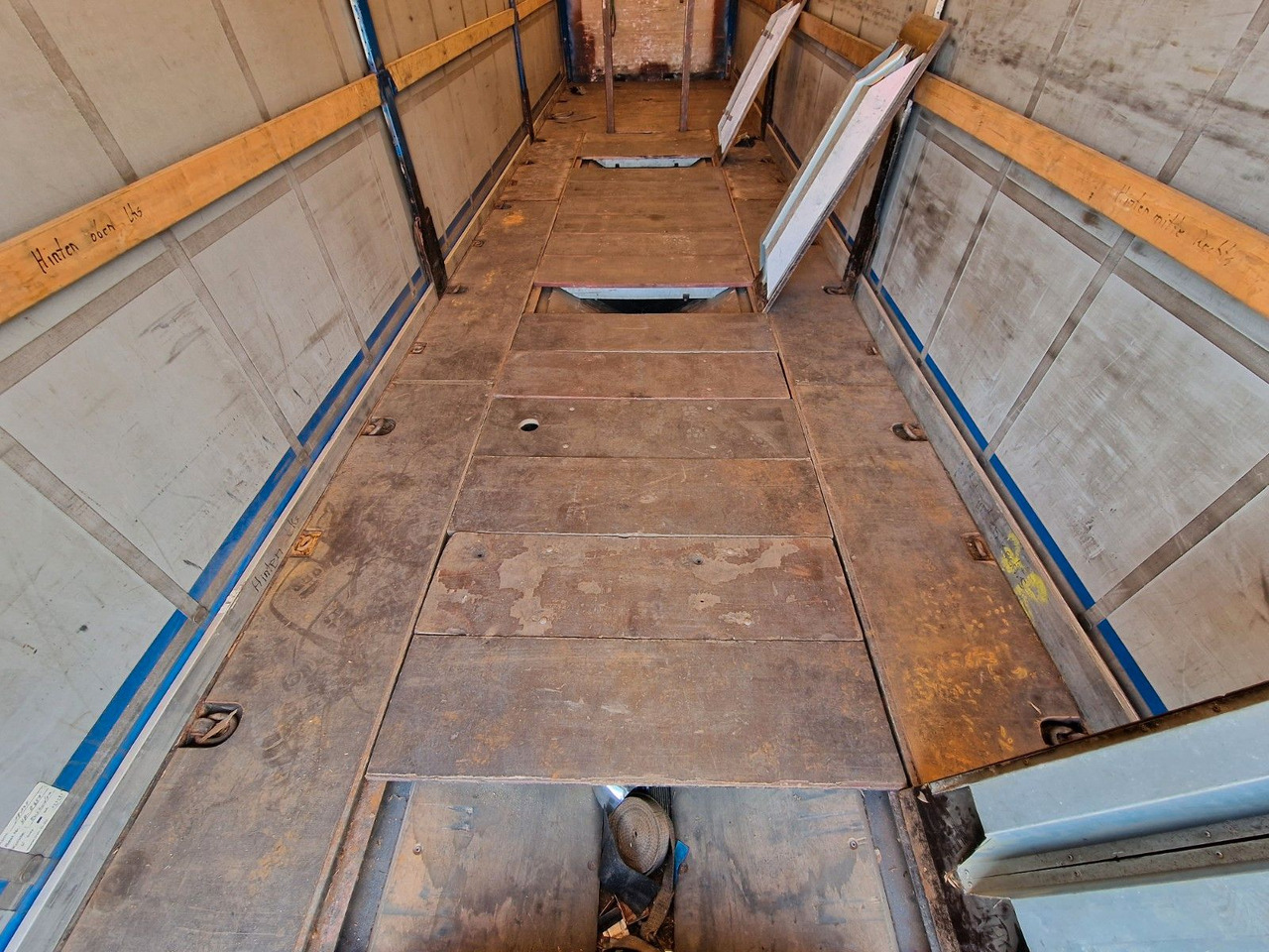 Semi-remorque rideaux coulissants Schmidt Hagen SPC/39/E/10,5 / Coilmulde / Lenk-Liftachse: photos 13